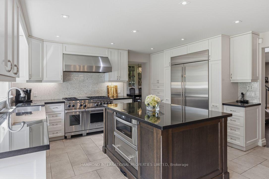 Photo 5 of 19 Fairway Heights Crescent, Markham, Bayview Fairway-Bayview Country Club Estates — HOMEH