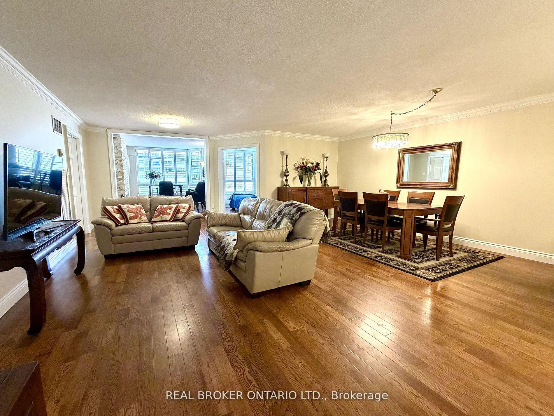 Photo 6 of Unit 602, 130 Carlton Street, Toronto, Cabbagetown-South St. James Town — HOMEH