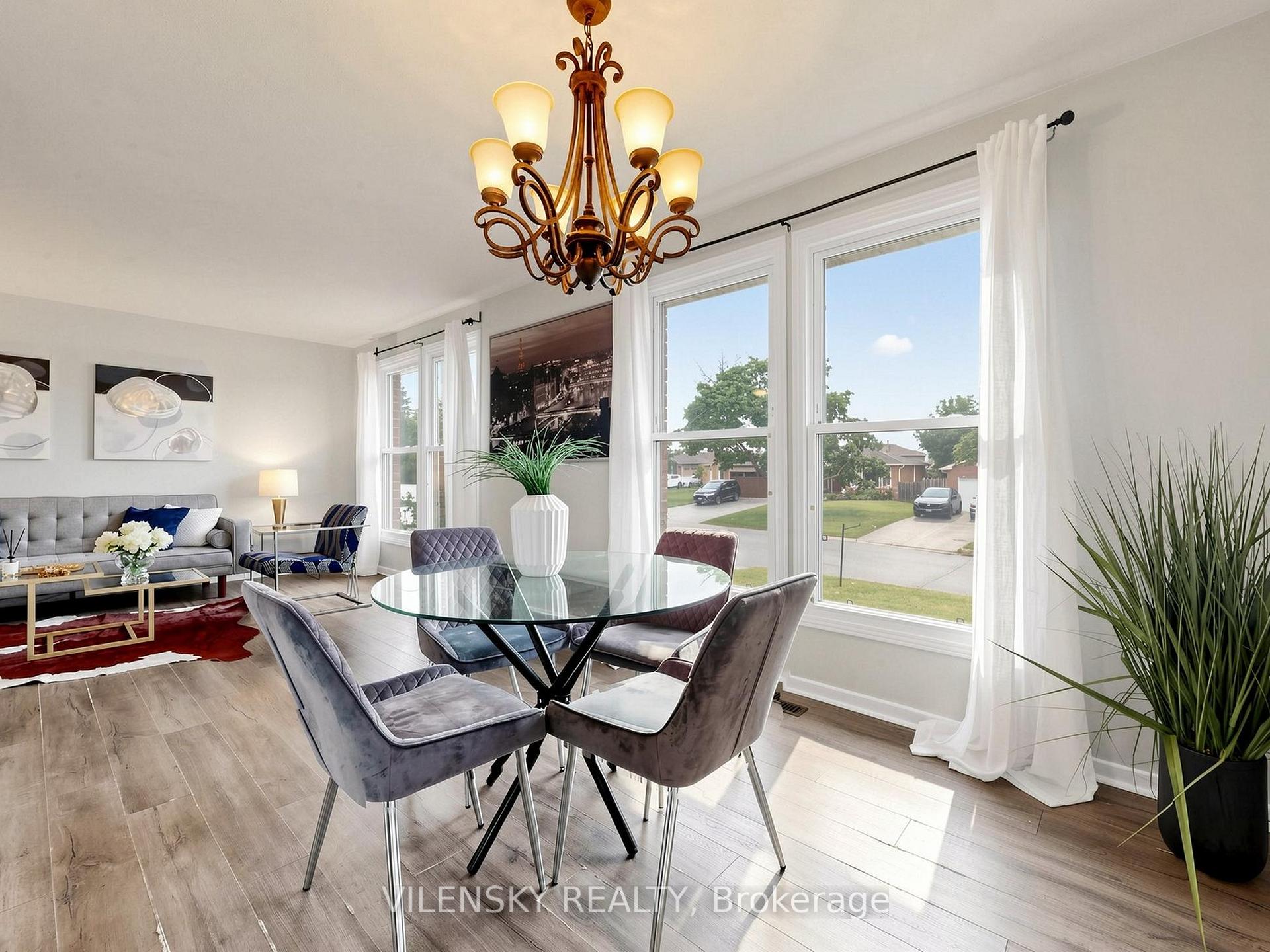 Photo 8 of 1 Oriole Court, Barrie, Cundles East — HOMEH