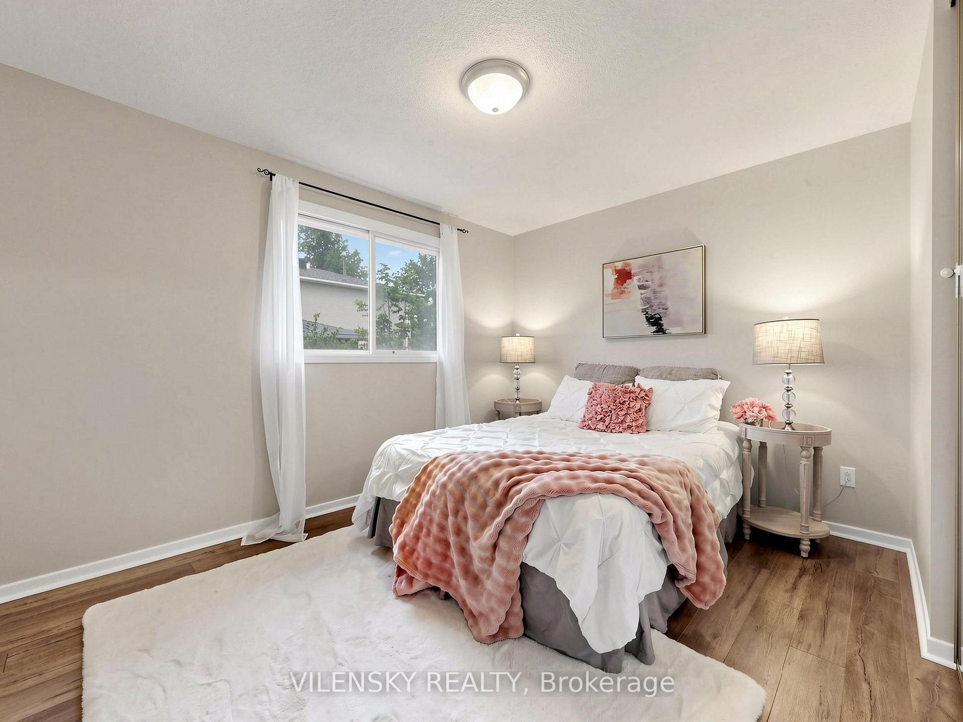 Photo 10 of 1 Oriole Court, Barrie, Cundles East — HOMEH