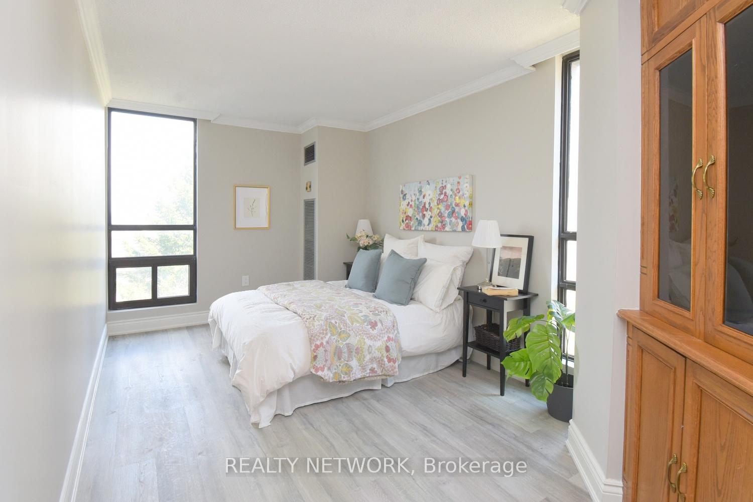 Photo 18 of Unit 702, 222 Jackson Street W, Hamilton, Durand — HOMEH