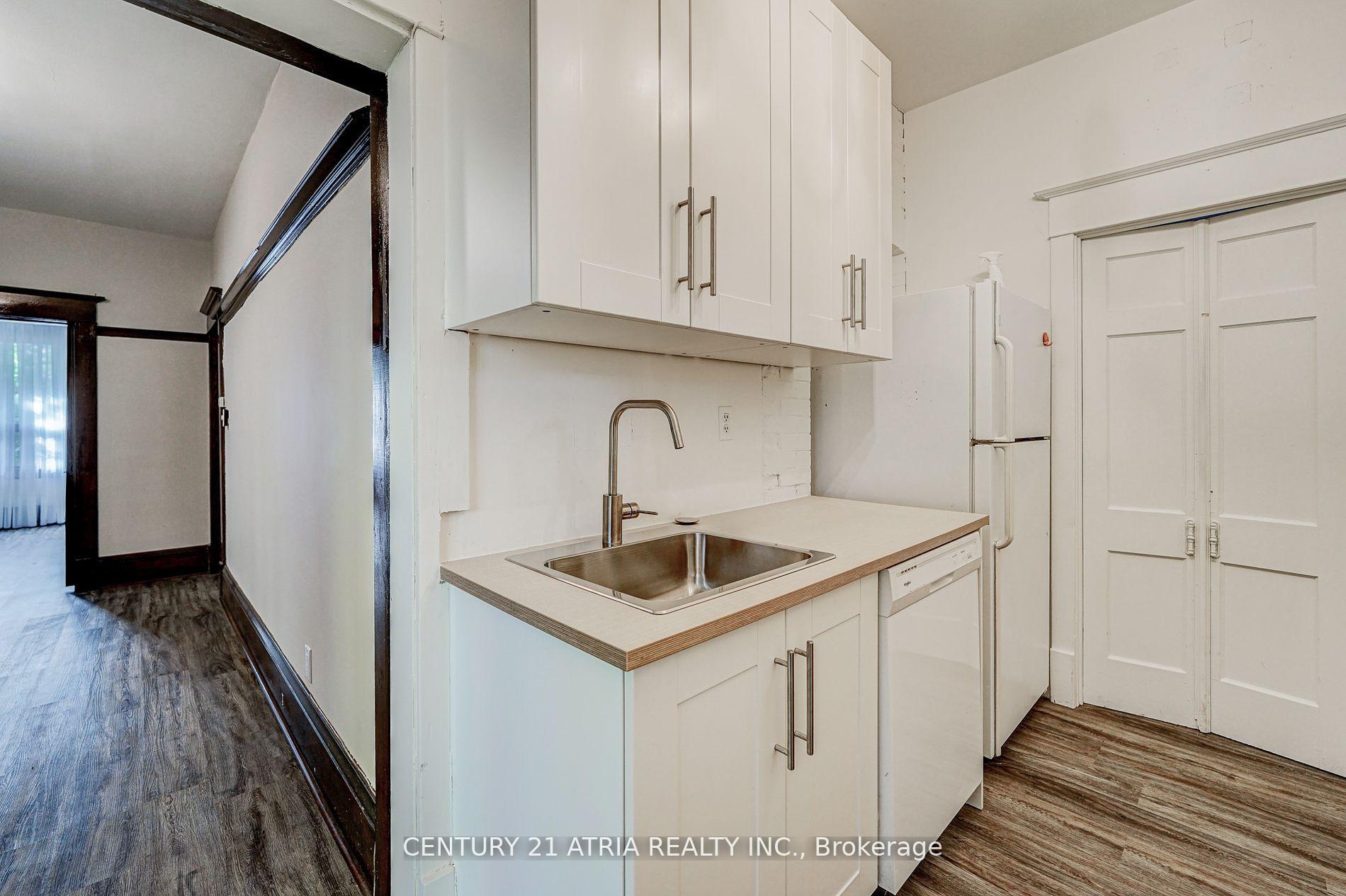 Photo 9 of 397 Parkside Drive, Toronto, High Park-Swansea — HOMEH