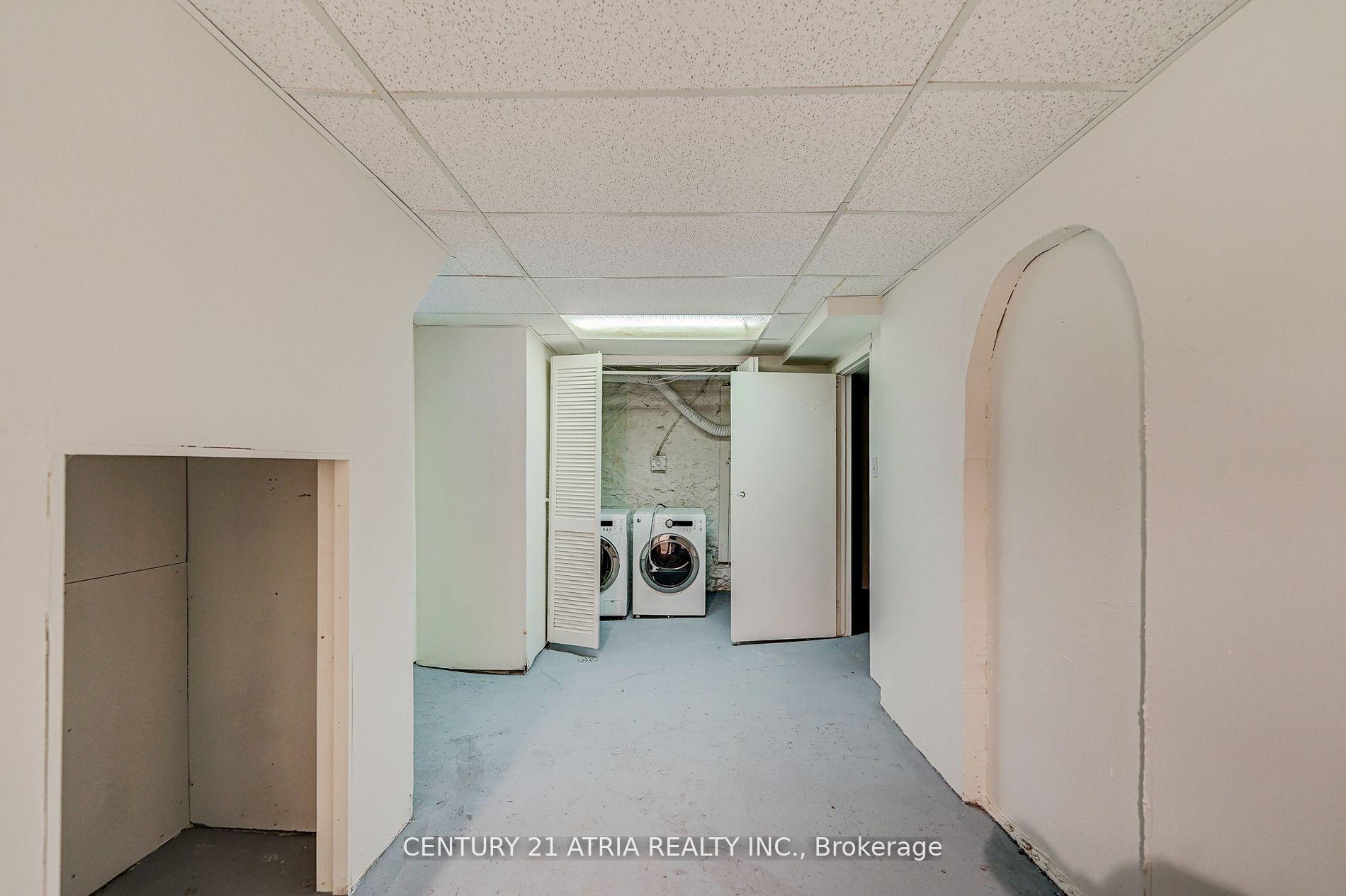 Photo 14 of 397 Parkside Drive, Toronto, High Park-Swansea — HOMEH