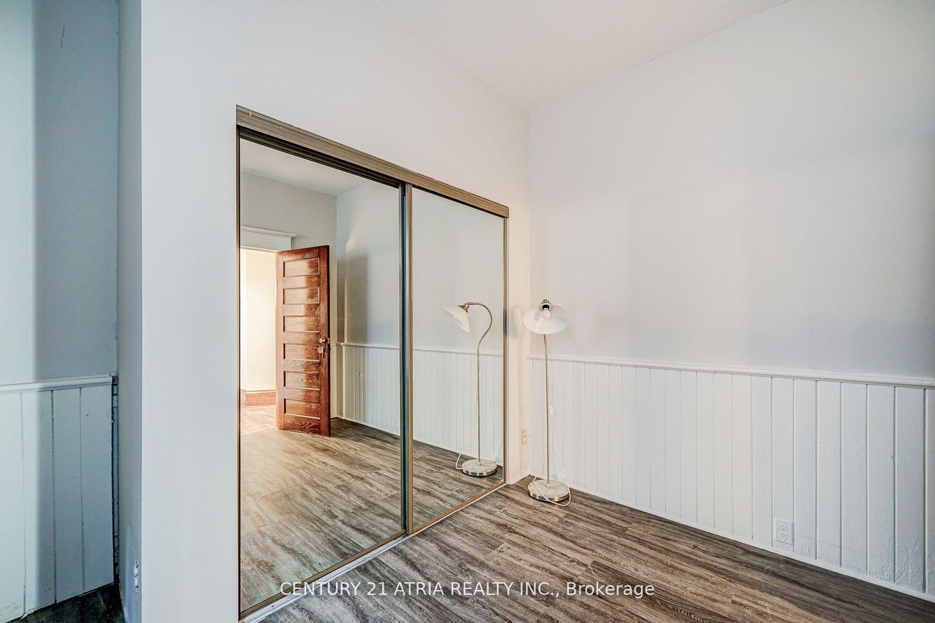Photo 17 of 397 Parkside Drive, Toronto, High Park-Swansea — HOMEH