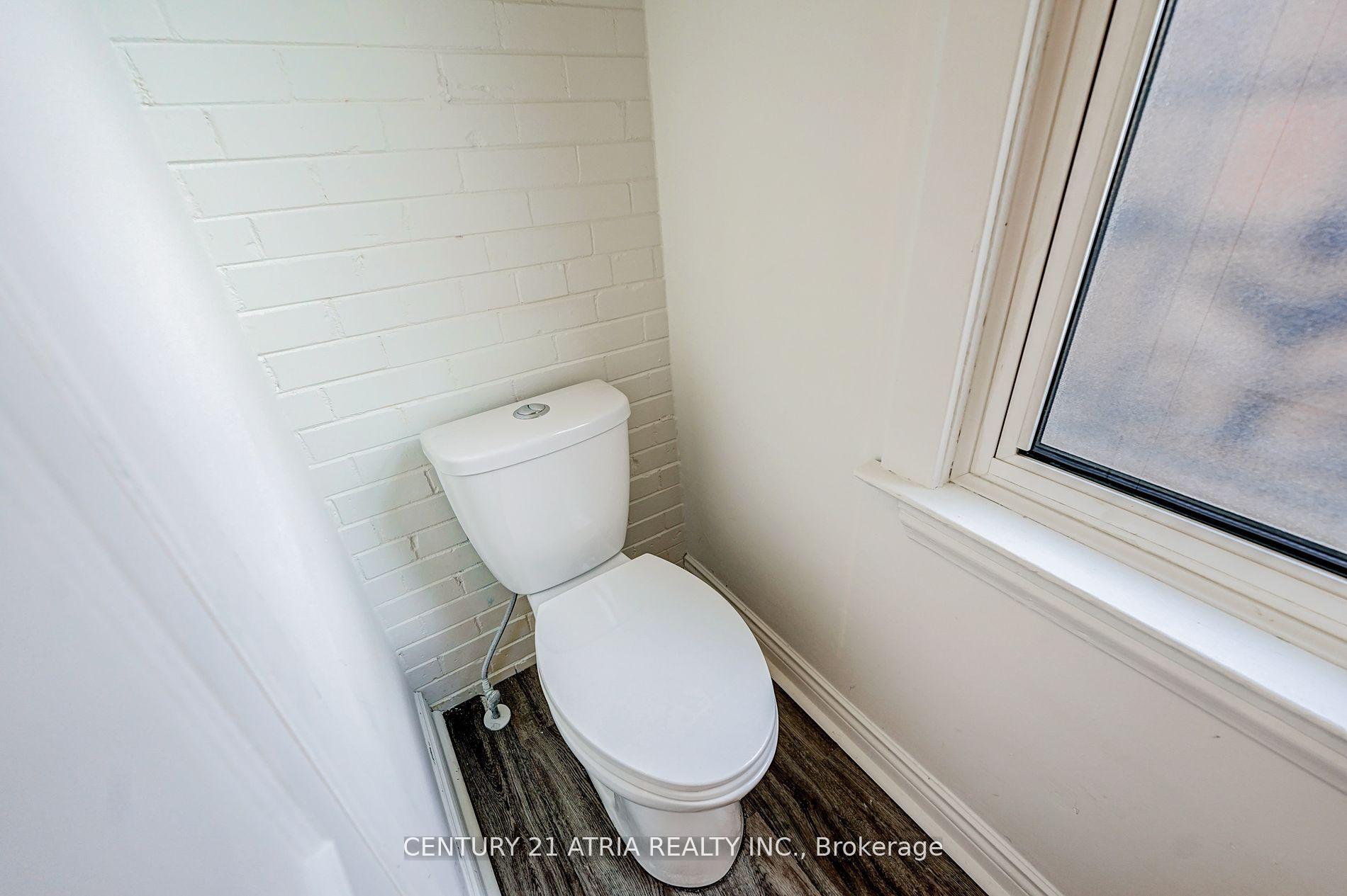 Photo 30 of 397 Parkside Drive, Toronto, High Park-Swansea — HOMEH