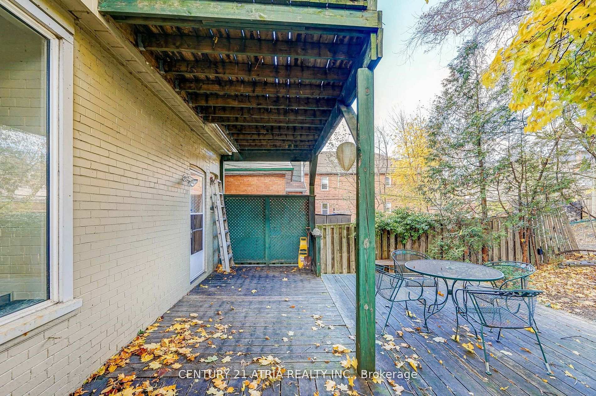 Photo 32 of 397 Parkside Drive, Toronto, High Park-Swansea — HOMEH
