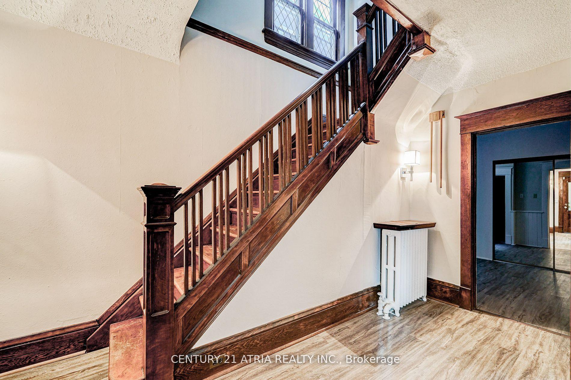 Photo 38 of 397 Parkside Drive, Toronto, High Park-Swansea — HOMEH