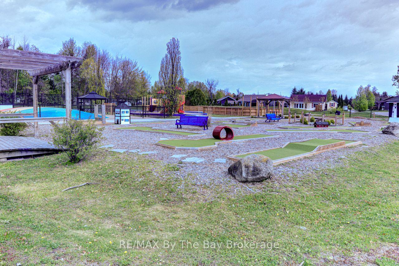 Photo 8 of Unit 92, 85 Theme Park Drive, Wasaga Beach — HOMEH