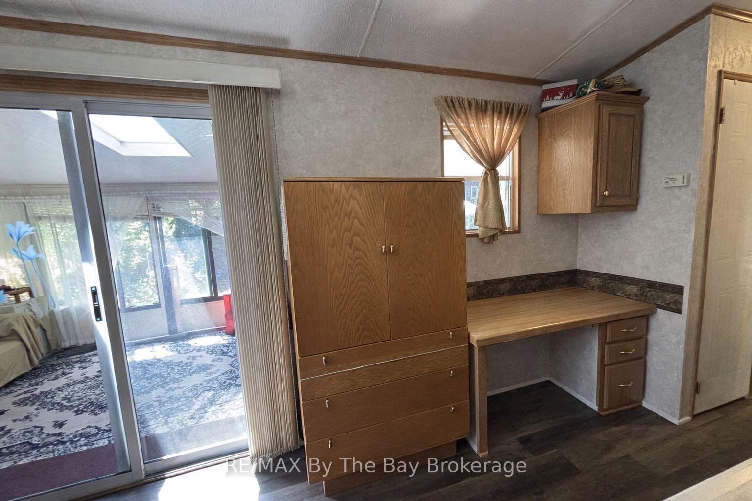 Photo 19 of Unit 92, 85 Theme Park Drive, Wasaga Beach — HOMEH