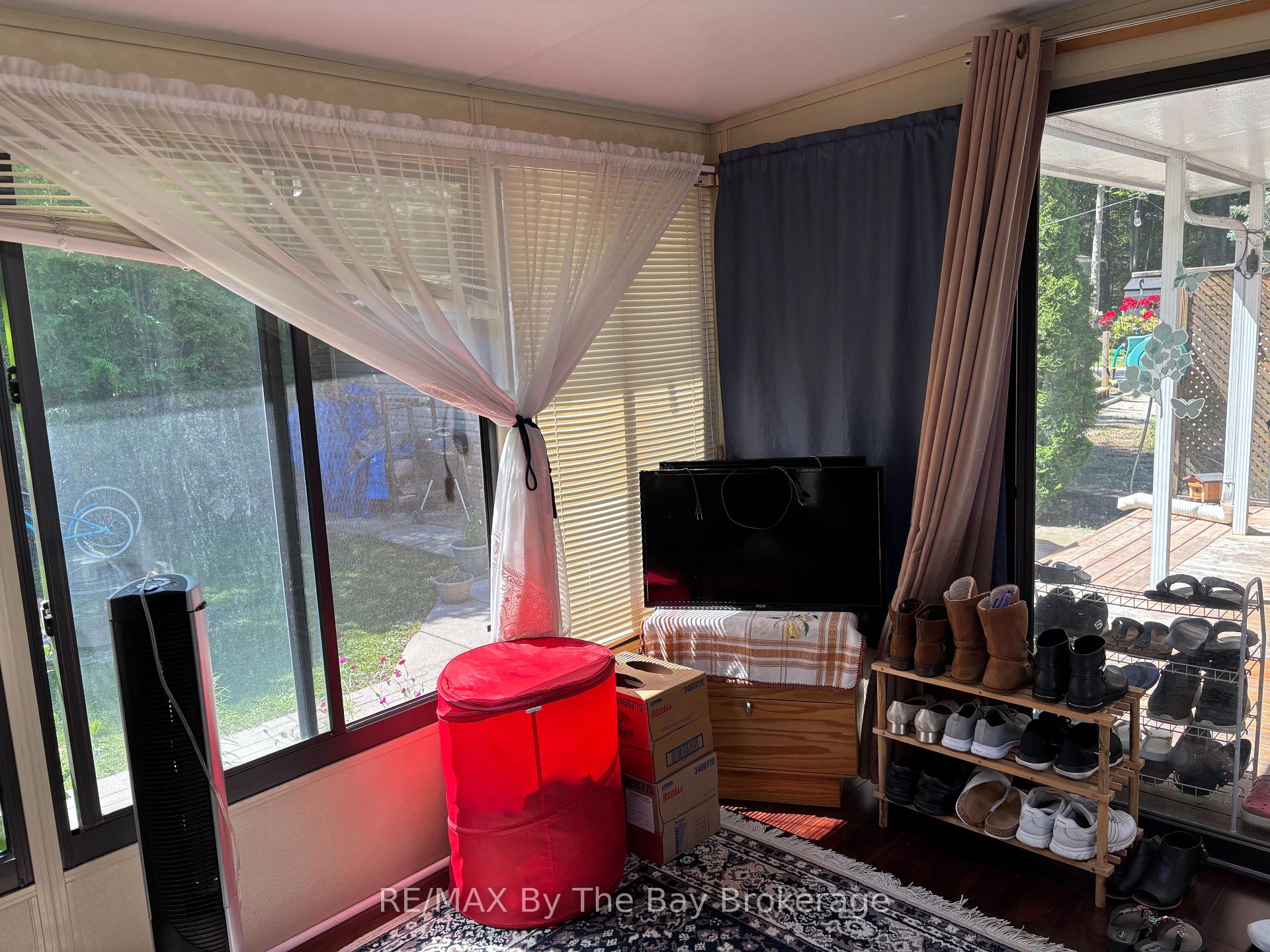 Photo 37 of Unit 92, 85 Theme Park Drive, Wasaga Beach — HOMEH