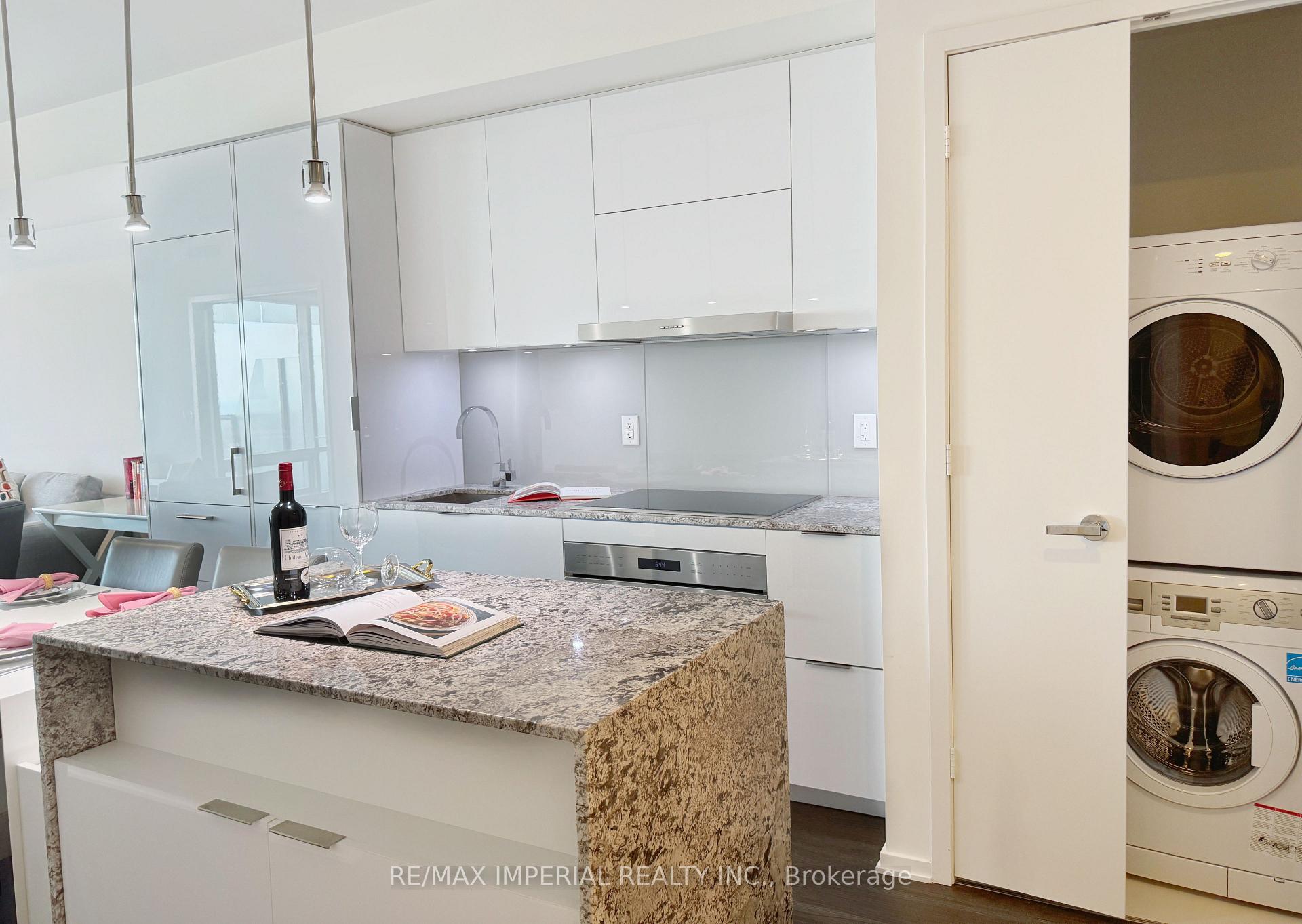 Photo 9 of Unit 6407, 1 Bloor Street E, Toronto, Church-Yonge Corridor — HOMEH