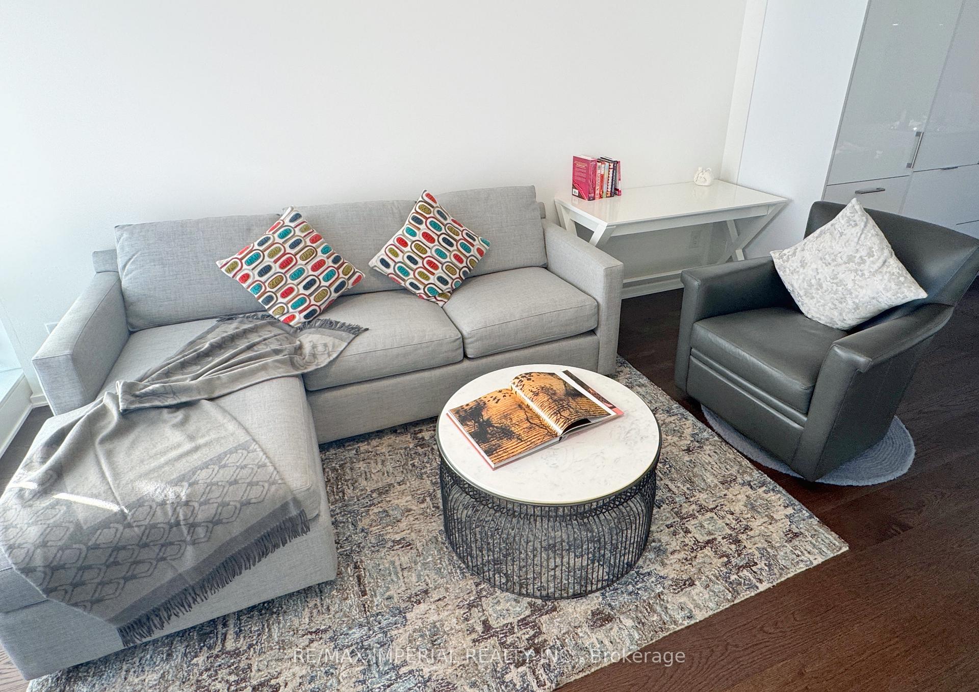 Photo 14 of Unit 6407, 1 Bloor Street E, Toronto, Church-Yonge Corridor — HOMEH