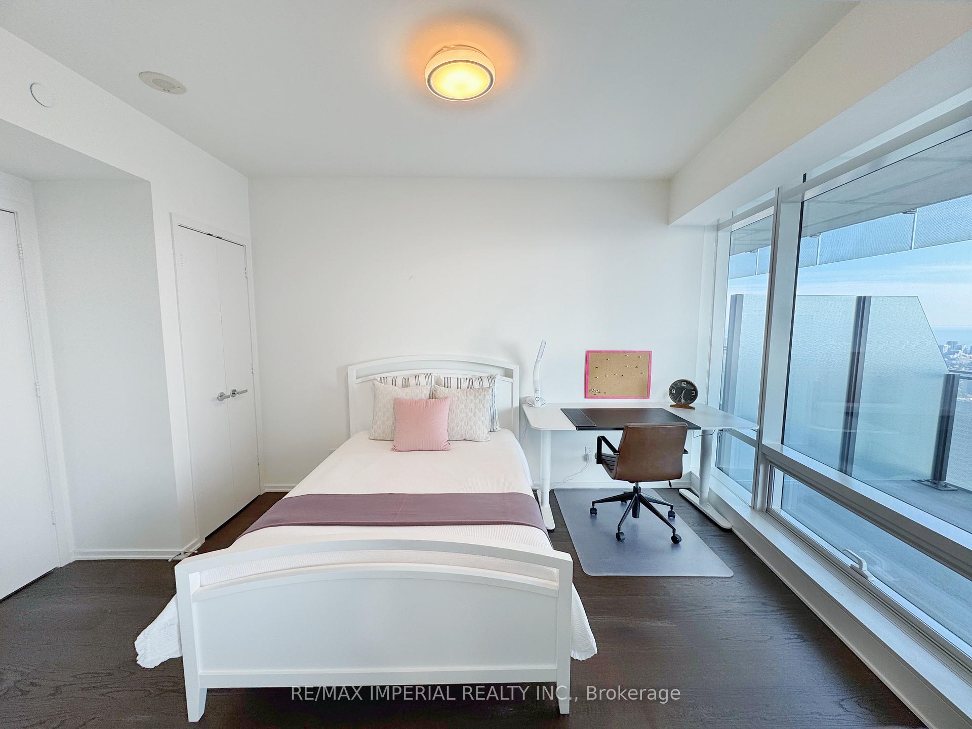 Photo 17 of Unit 6407, 1 Bloor Street E, Toronto, Church-Yonge Corridor — HOMEH