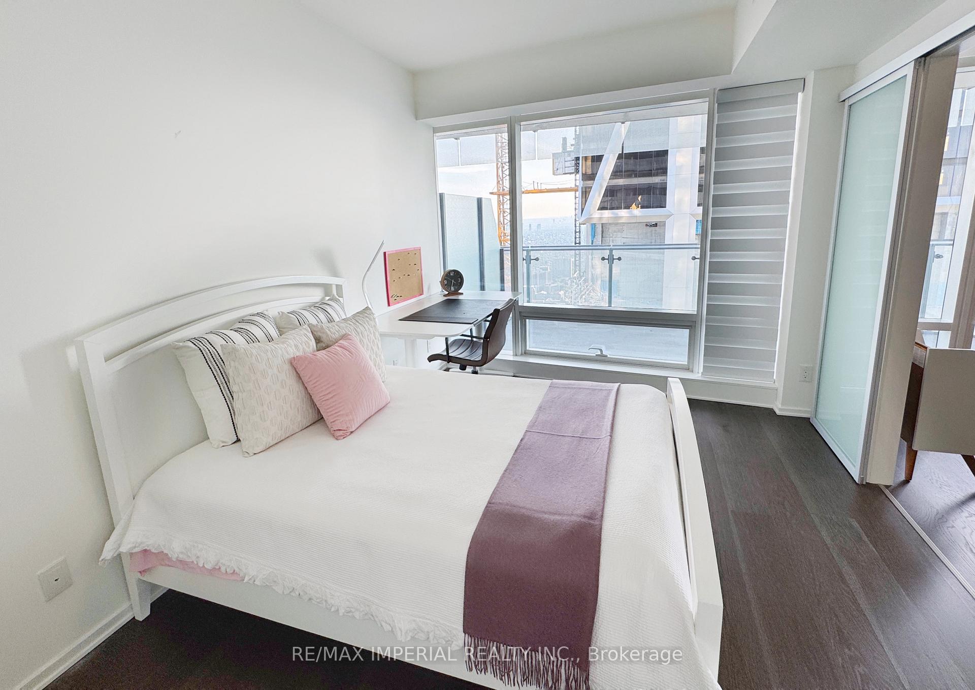 Photo 18 of Unit 6407, 1 Bloor Street E, Toronto, Church-Yonge Corridor — HOMEH