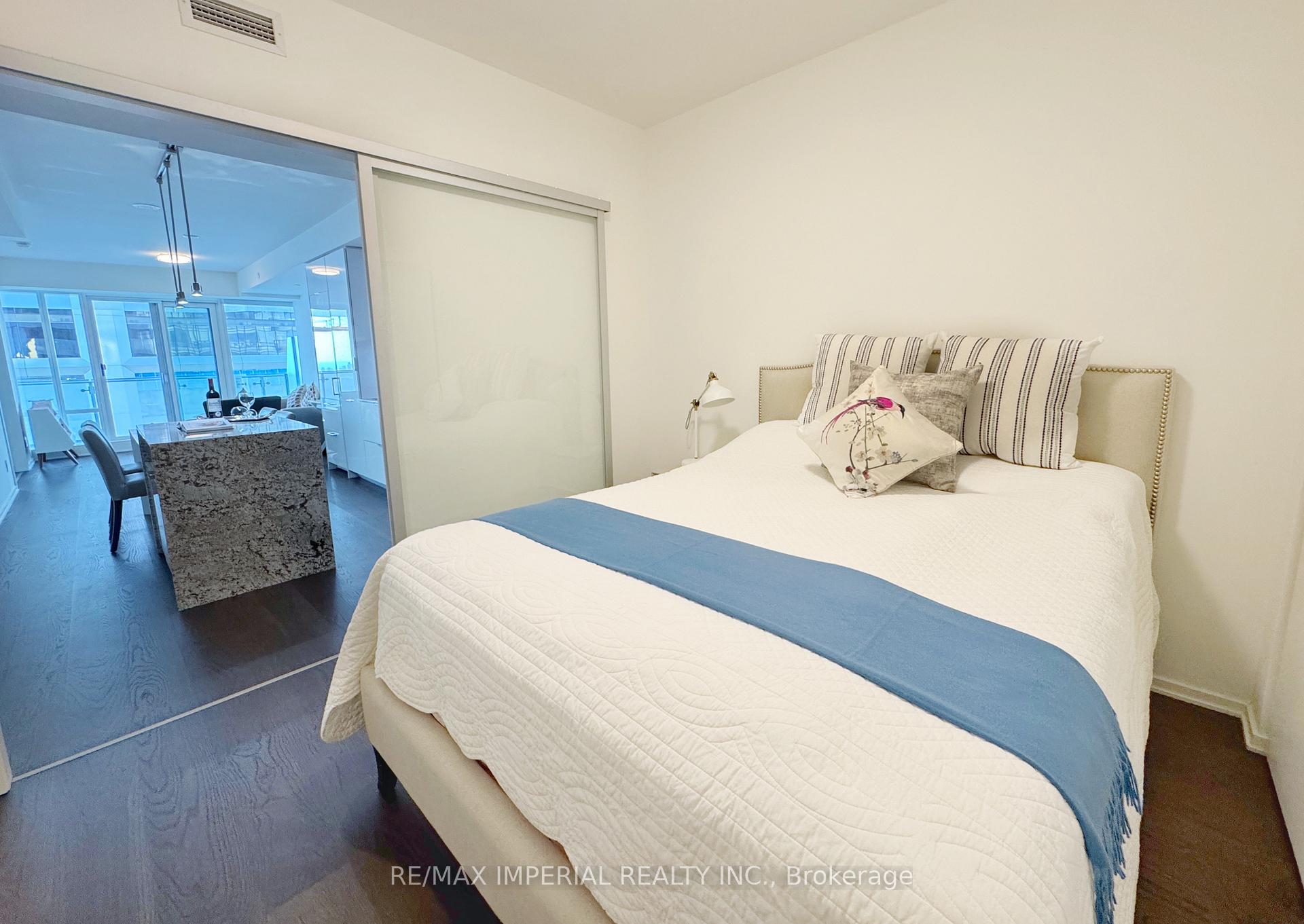 Photo 25 of Unit 6407, 1 Bloor Street E, Toronto, Church-Yonge Corridor — HOMEH