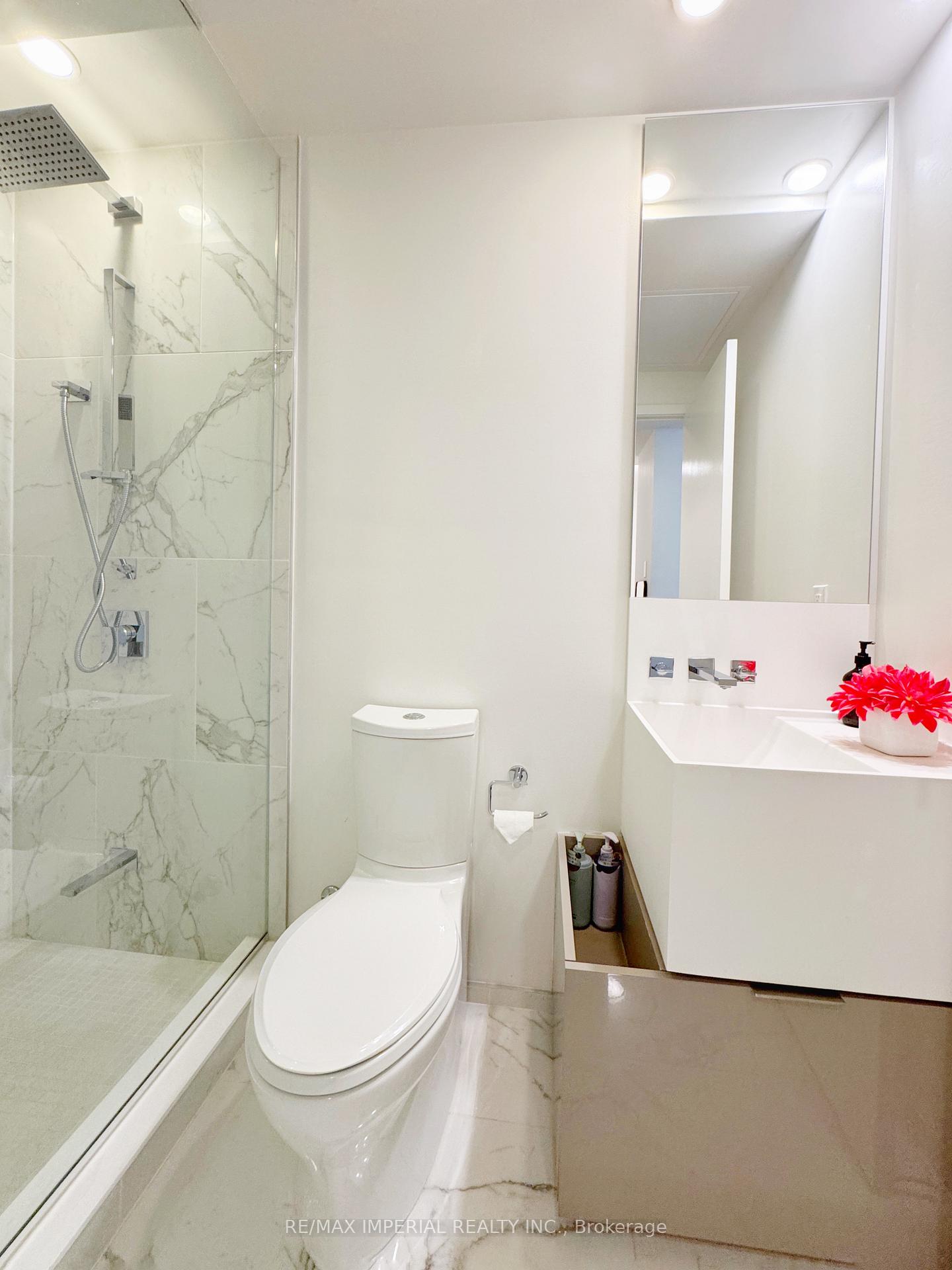 Photo 26 of Unit 6407, 1 Bloor Street E, Toronto, Church-Yonge Corridor — HOMEH