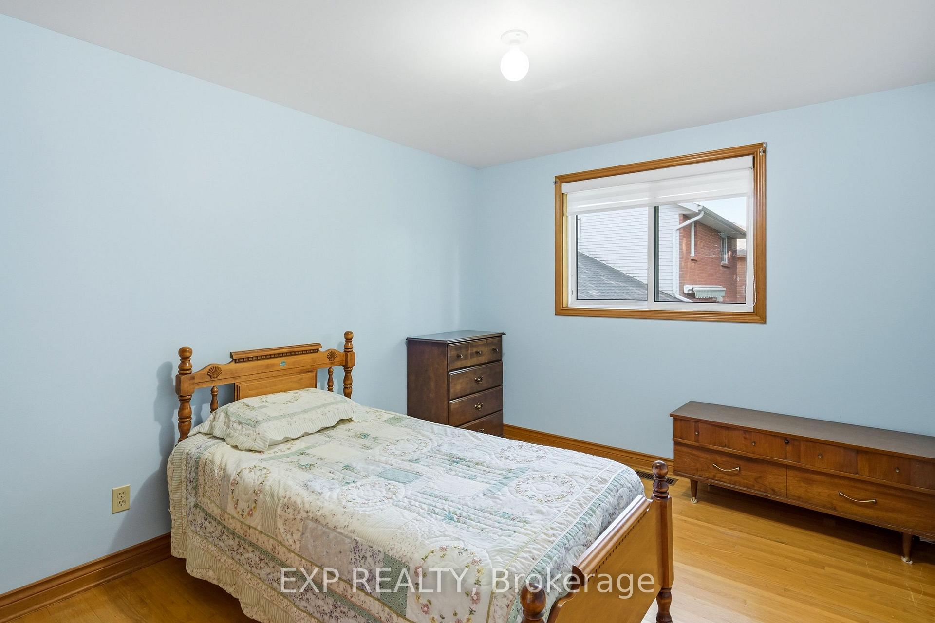 Photo 13 of 12 Fern Gate, Pelham, Fonthill — HOMEH