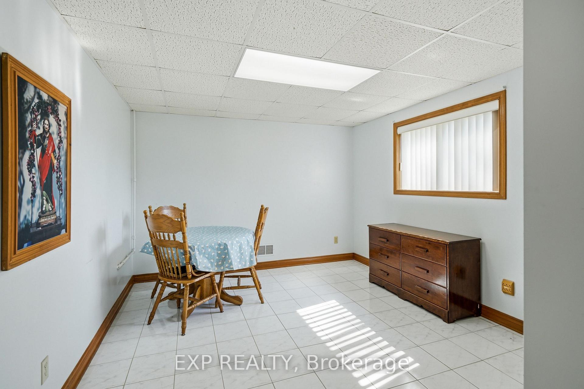 Photo 23 of 12 Fern Gate, Pelham, Fonthill — HOMEH