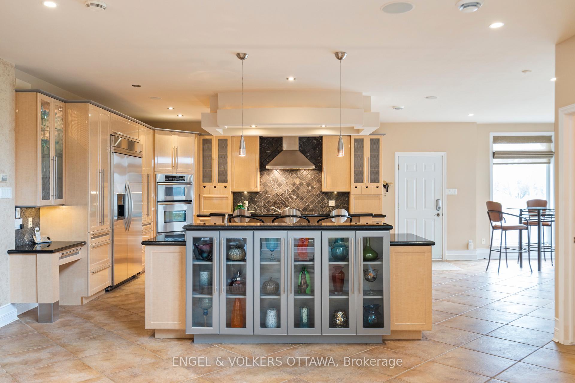 Photo 12 of 1759 Regional 174 Road, Ottawa, Camelot — HOMEH