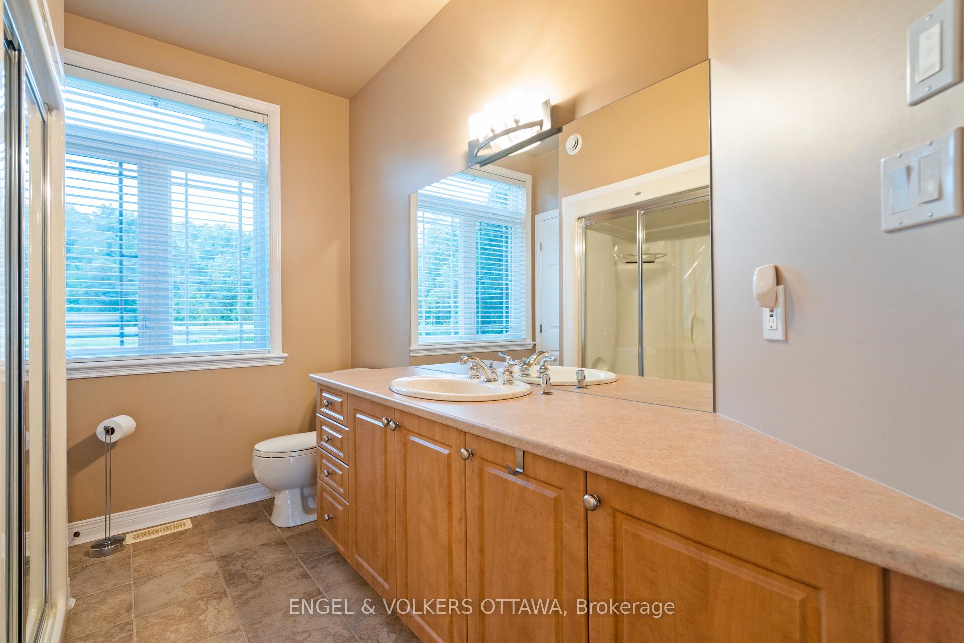 Photo 33 of 1759 Regional 174 Road, Ottawa, Camelot — HOMEH