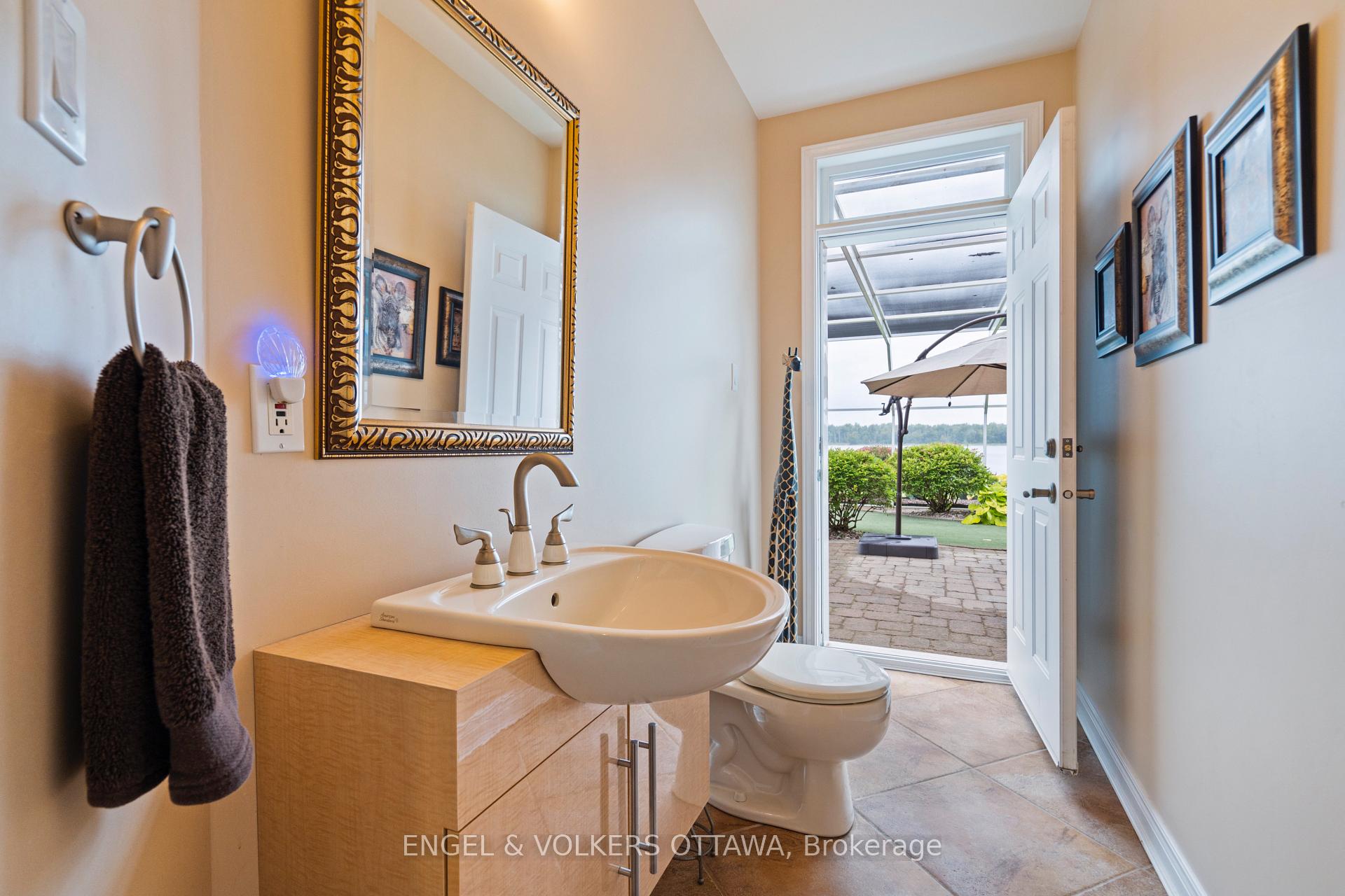 Photo 36 of 1759 Regional 174 Road, Ottawa, Camelot — HOMEH