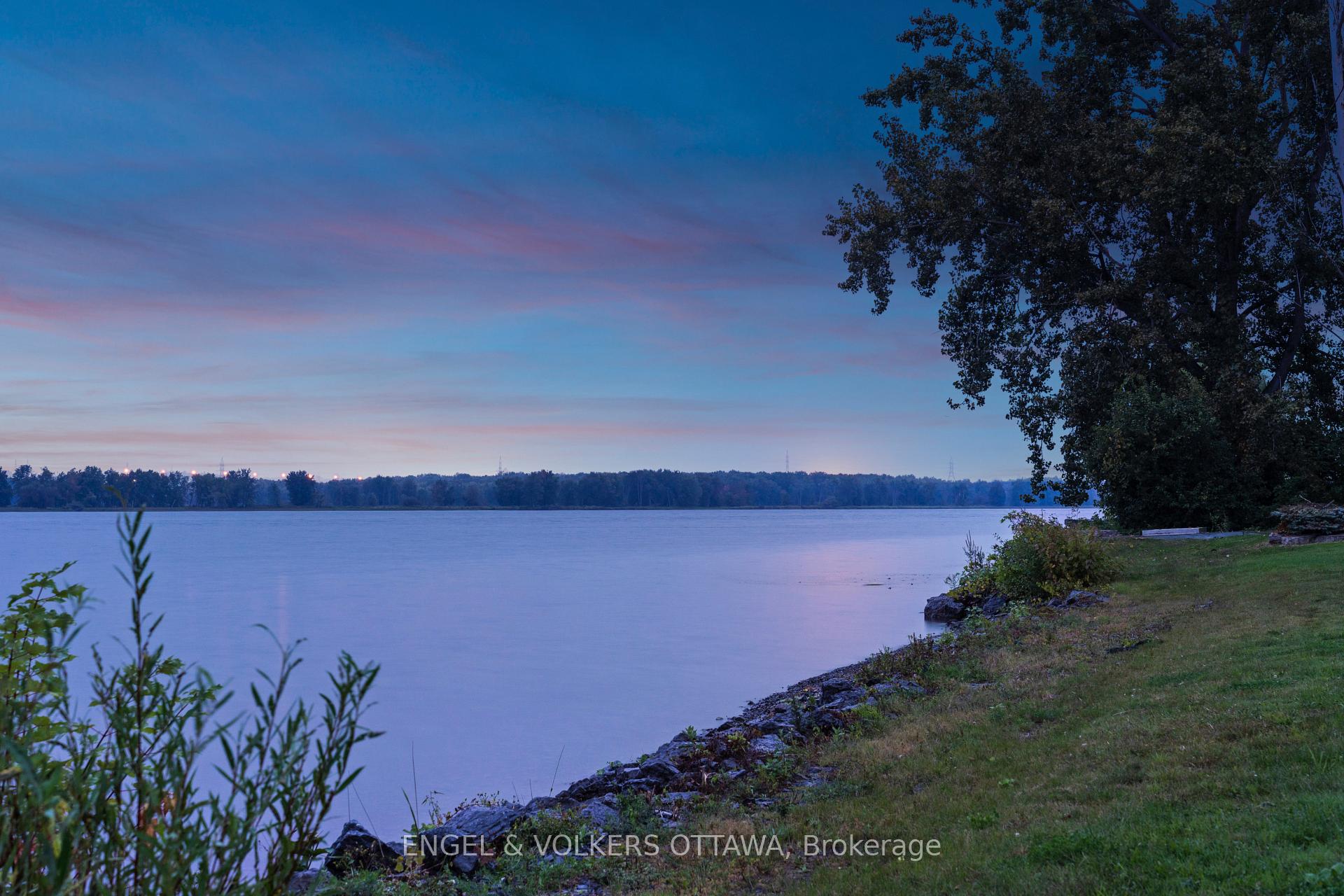 Photo 46 of 1759 Regional 174 Road, Ottawa, Camelot — HOMEH