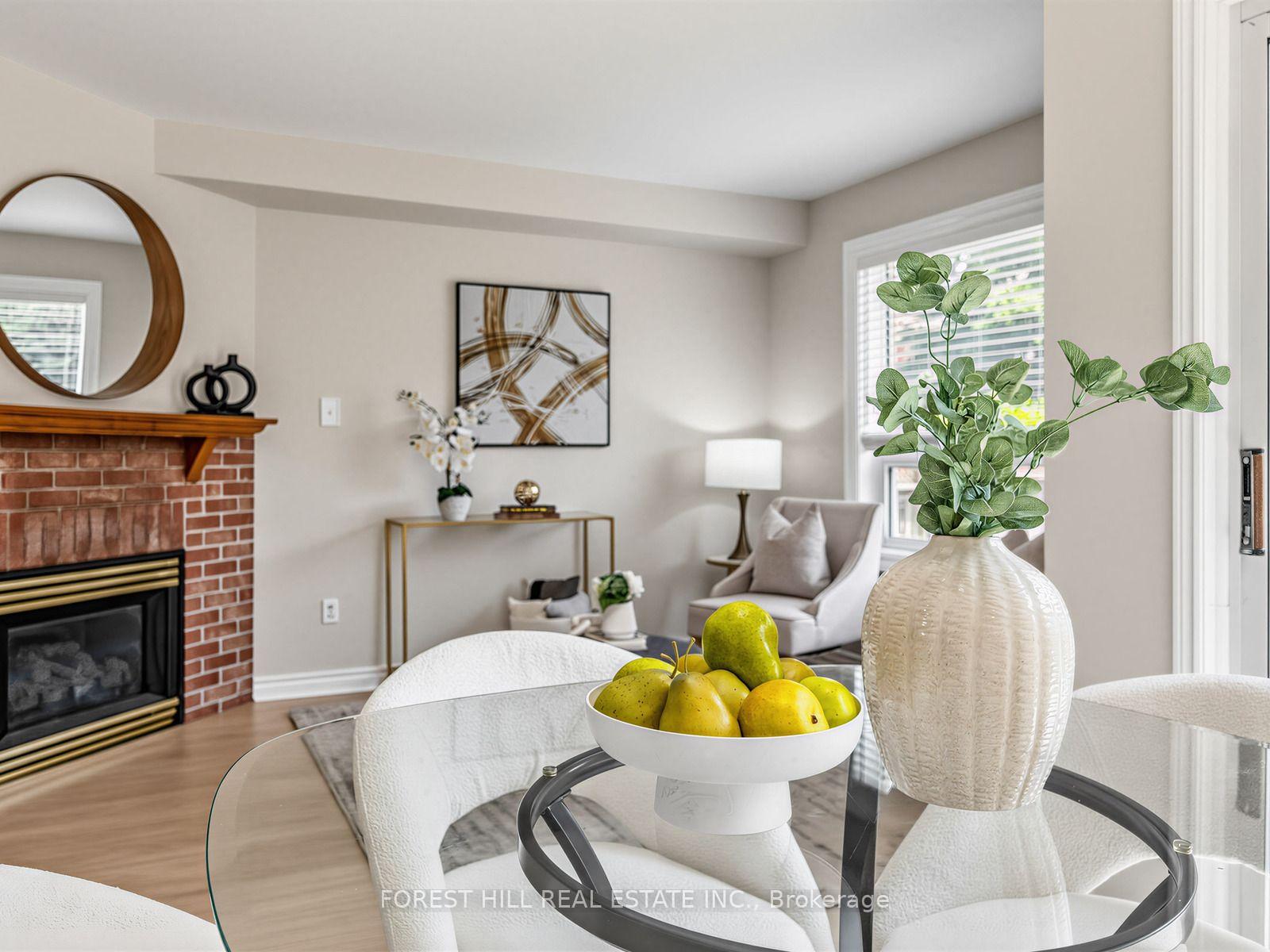 Photo 21 of 41 Prairie Rose Circle, Brampton, Sandringham-Wellington — HOMEH