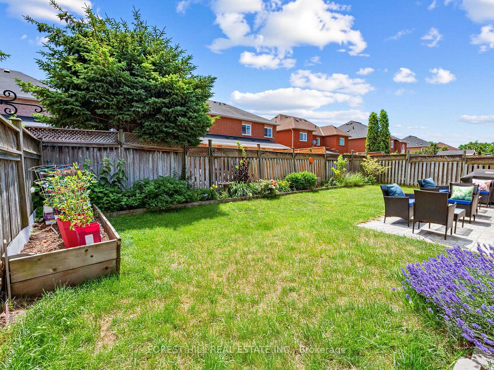 Photo 45 of 41 Prairie Rose Circle, Brampton, Sandringham-Wellington — HOMEH