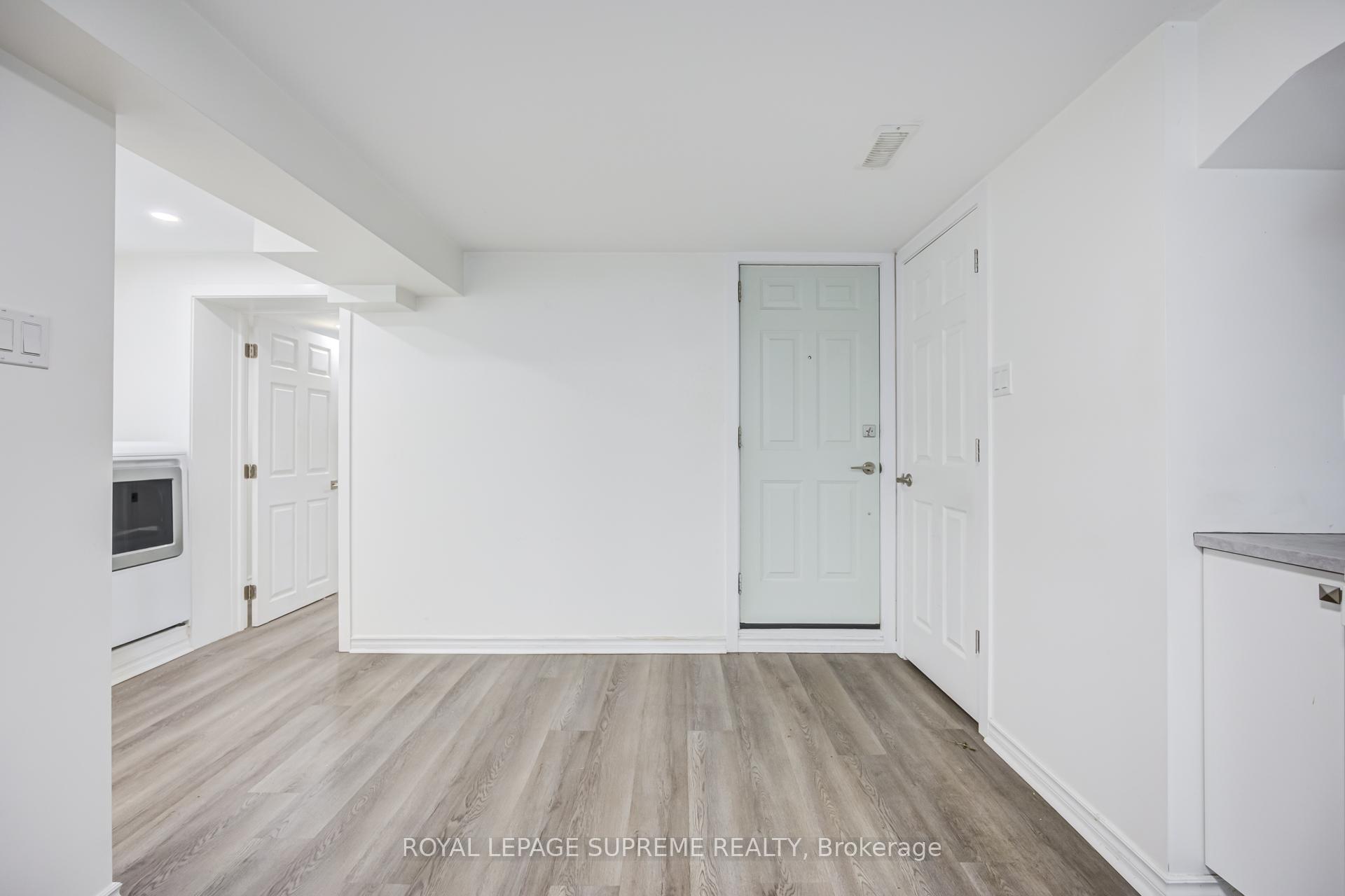 Photo 3 of 27 Dalrymple Drive, Toronto, Rockcliffe-Smythe — HOMEH