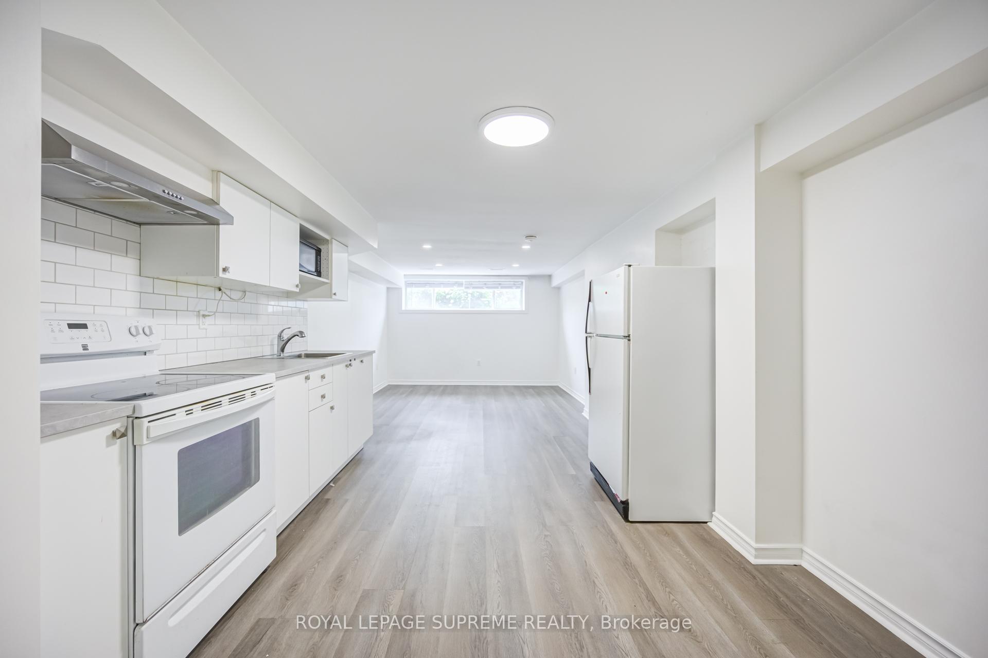 Photo 9 of 27 Dalrymple Drive, Toronto, Rockcliffe-Smythe — HOMEH