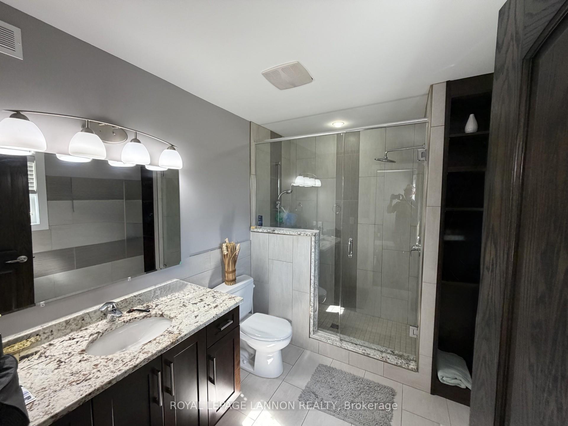 Photo 6 of 216 Cougar Crescent, Thunder Bay, Parkdale — HOMEH