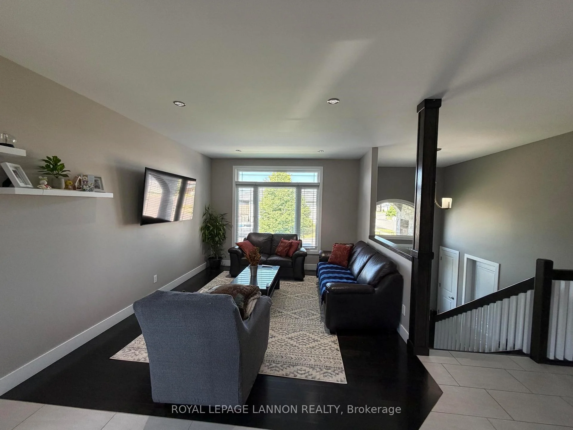 Photo 15 of 216 Cougar Crescent, Thunder Bay, Parkdale — HOMEH