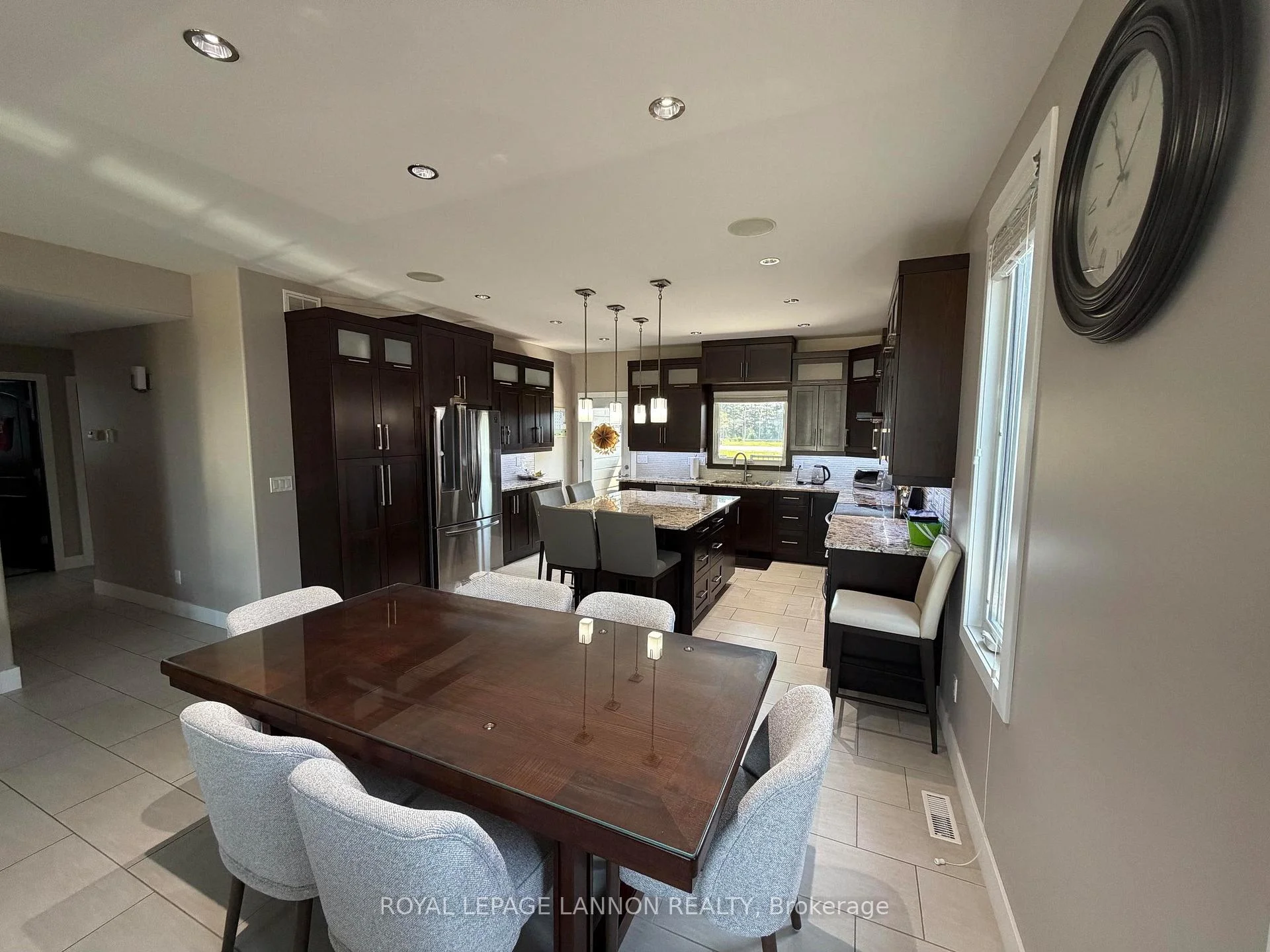 Photo 21 of 216 Cougar Crescent, Thunder Bay, Parkdale — HOMEH