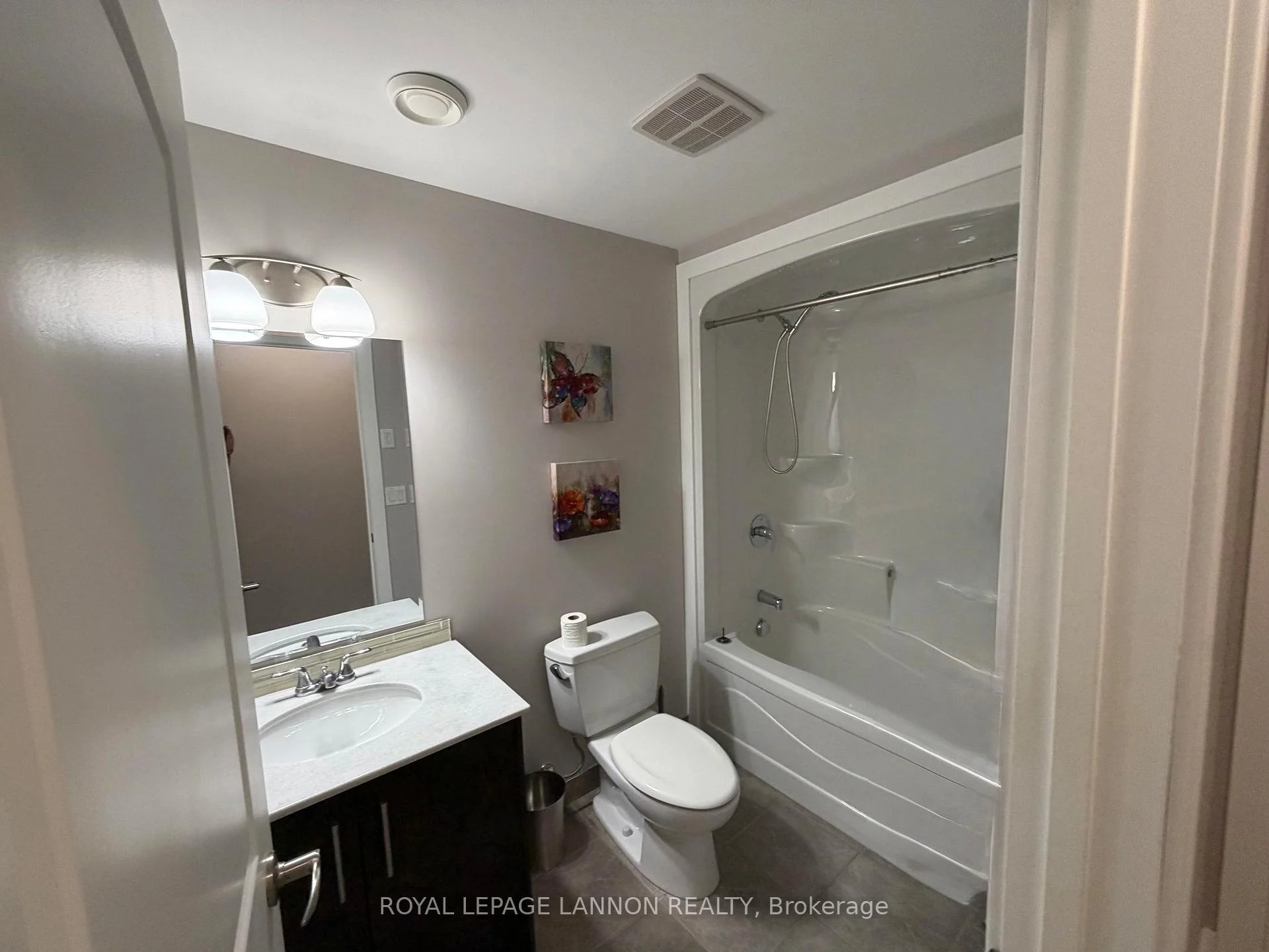 Photo 24 of 216 Cougar Crescent, Thunder Bay, Parkdale — HOMEH