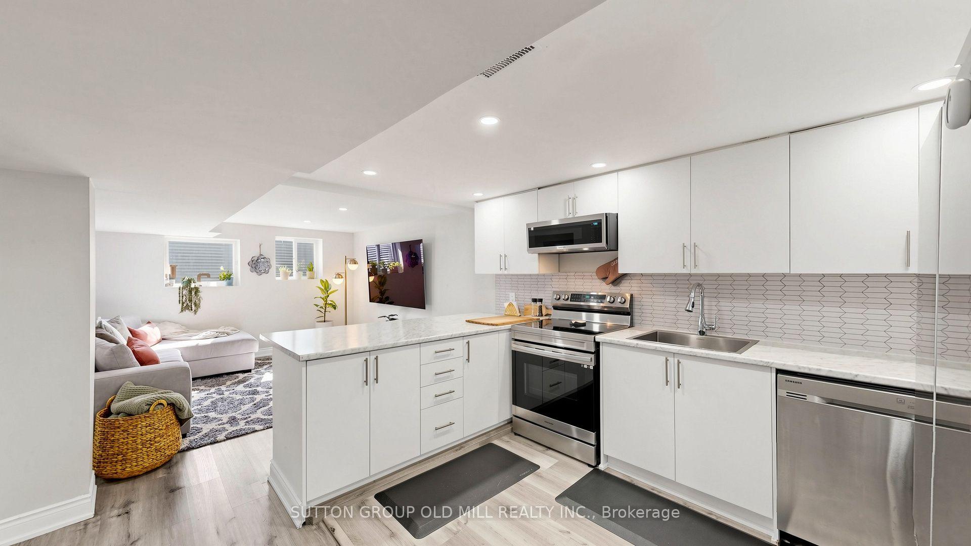 Photo 38 of 19 Ascot Avenue, Brampton, Avondale — HOMEH