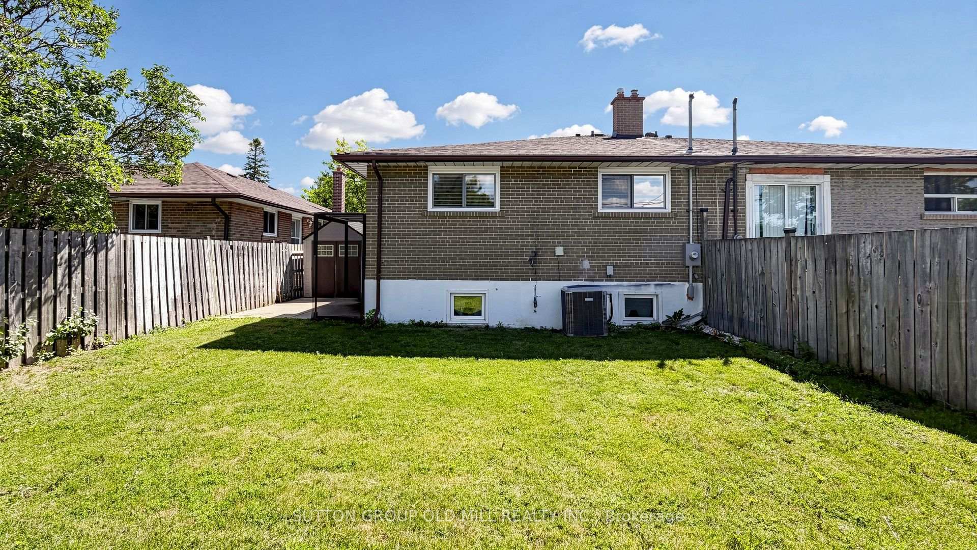 Photo 51 of 19 Ascot Avenue, Brampton, Avondale — HOMEH