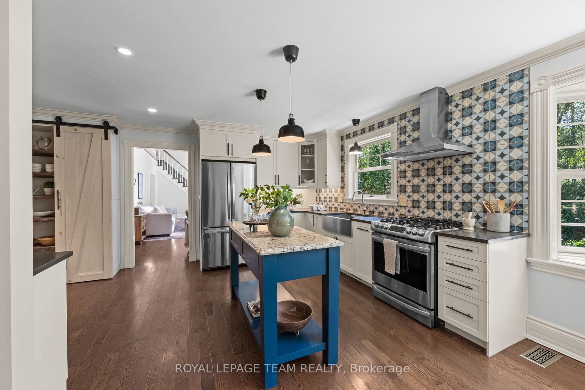 Photo 12 of 113 Wilbert Cox Drive, Ottawa, Huntley Ward (South East) — HOMEH