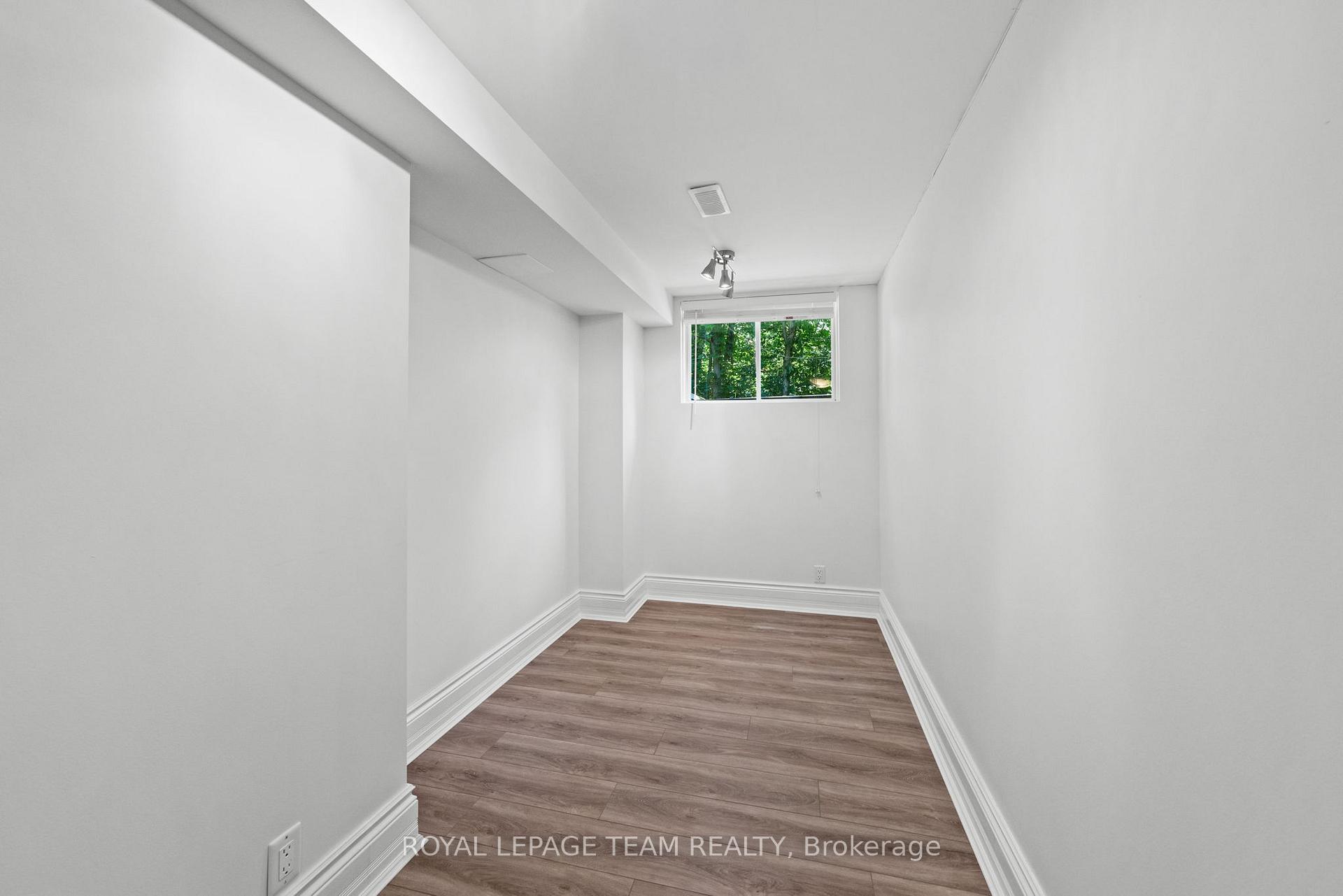 Photo 40 of 113 Wilbert Cox Drive, Ottawa, Huntley Ward (South East) — HOMEH