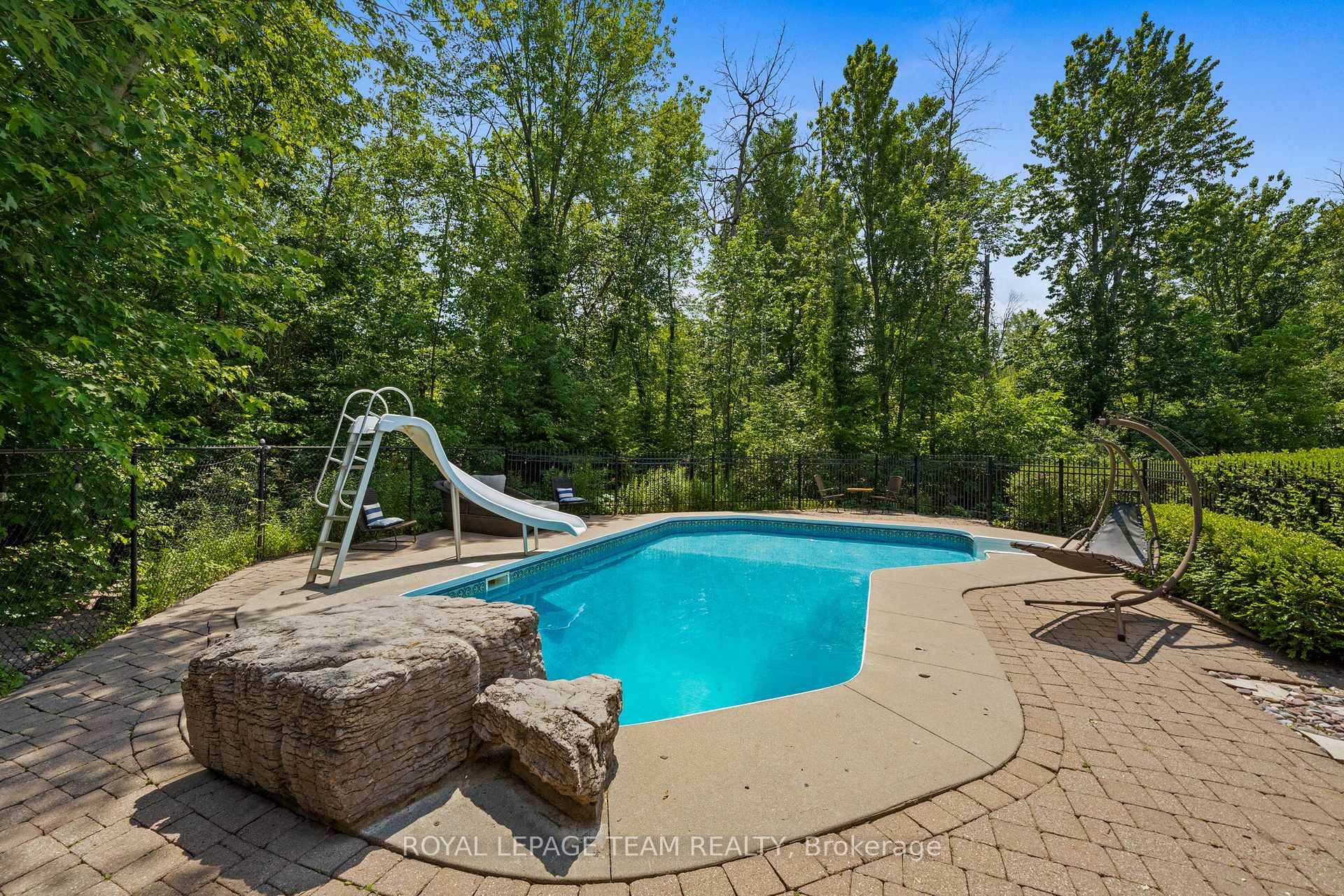 Photo 50 of 113 Wilbert Cox Drive, Ottawa, Huntley Ward (South East) — HOMEH
