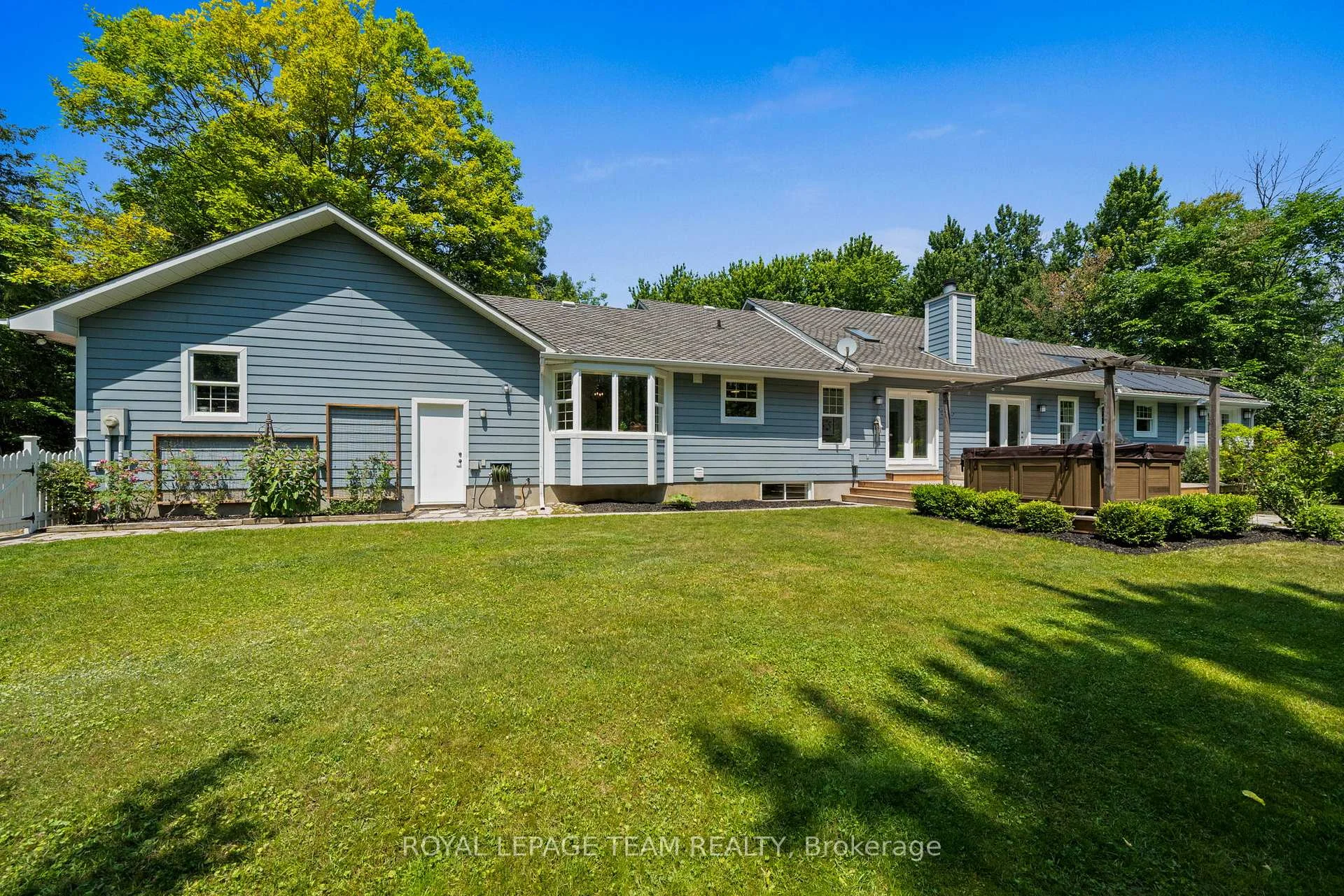 Photo 46 of 113 Wilbert Cox Drive, Ottawa, Huntley Ward (South East) — HOMEH