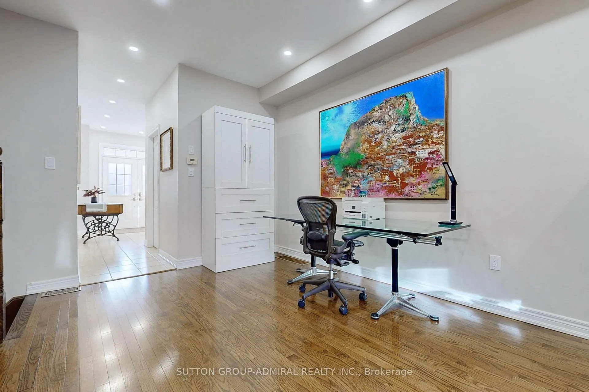 Photo 9 of 41 Lindvest Crescent, Vaughan, Patterson — HOMEH