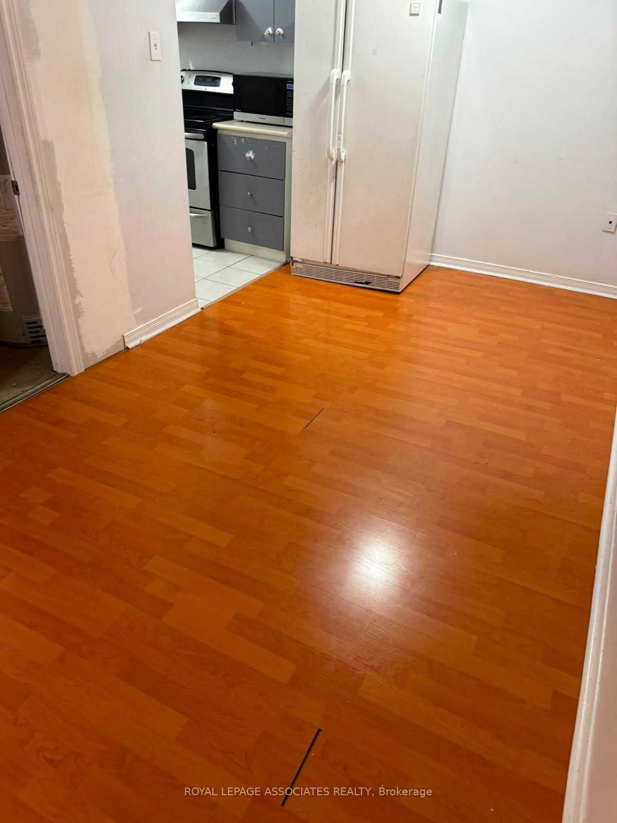Photo 3 of Unit BSMT, 435 Elson Street, Markham, Cedarwood — HOMEH