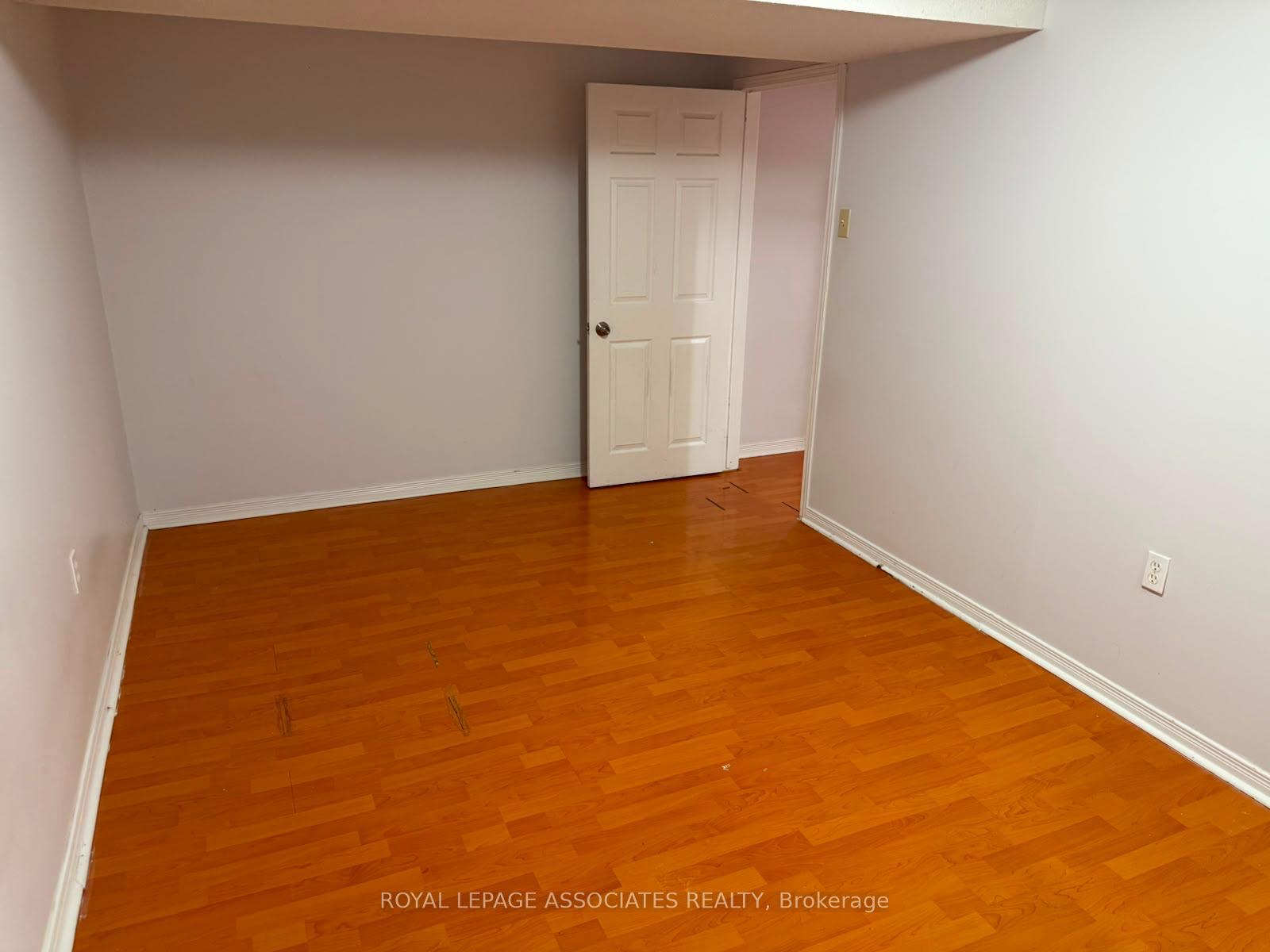 Photo 5 of Unit BSMT, 435 Elson Street, Markham, Cedarwood — HOMEH