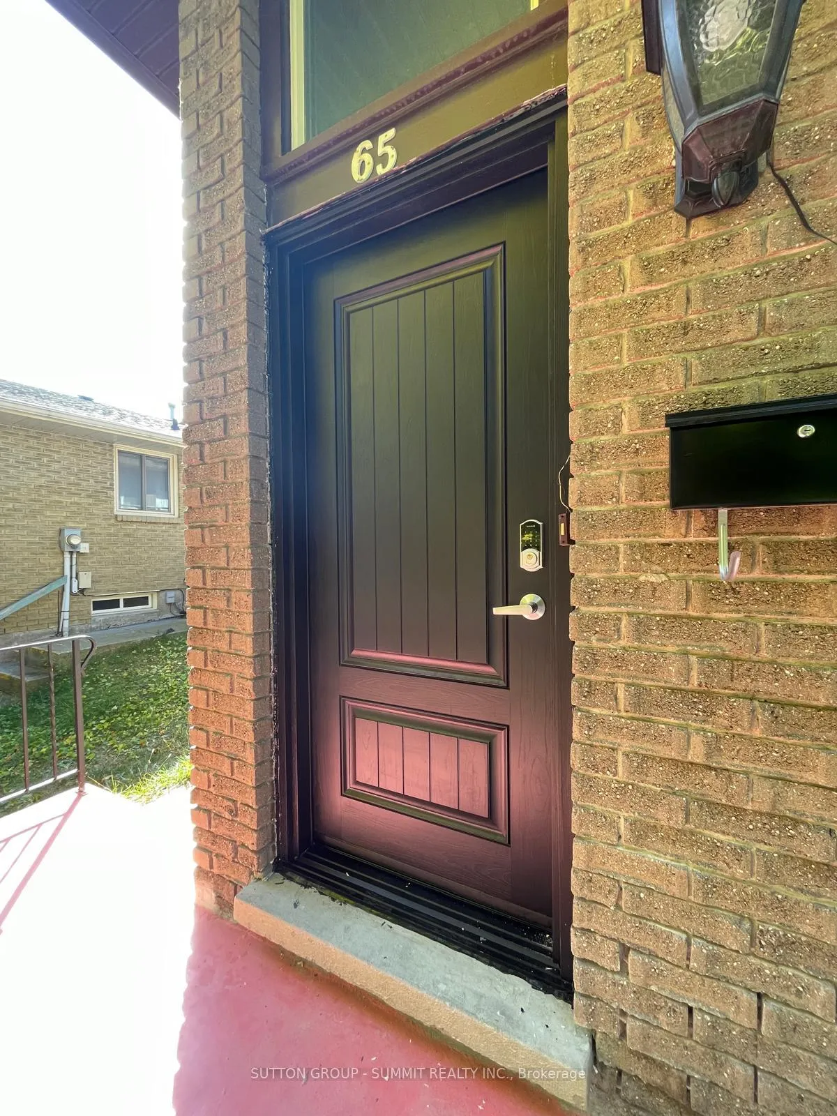 Photo 2 of 65 Northview Heights Drive, Cambridge — HOMEH