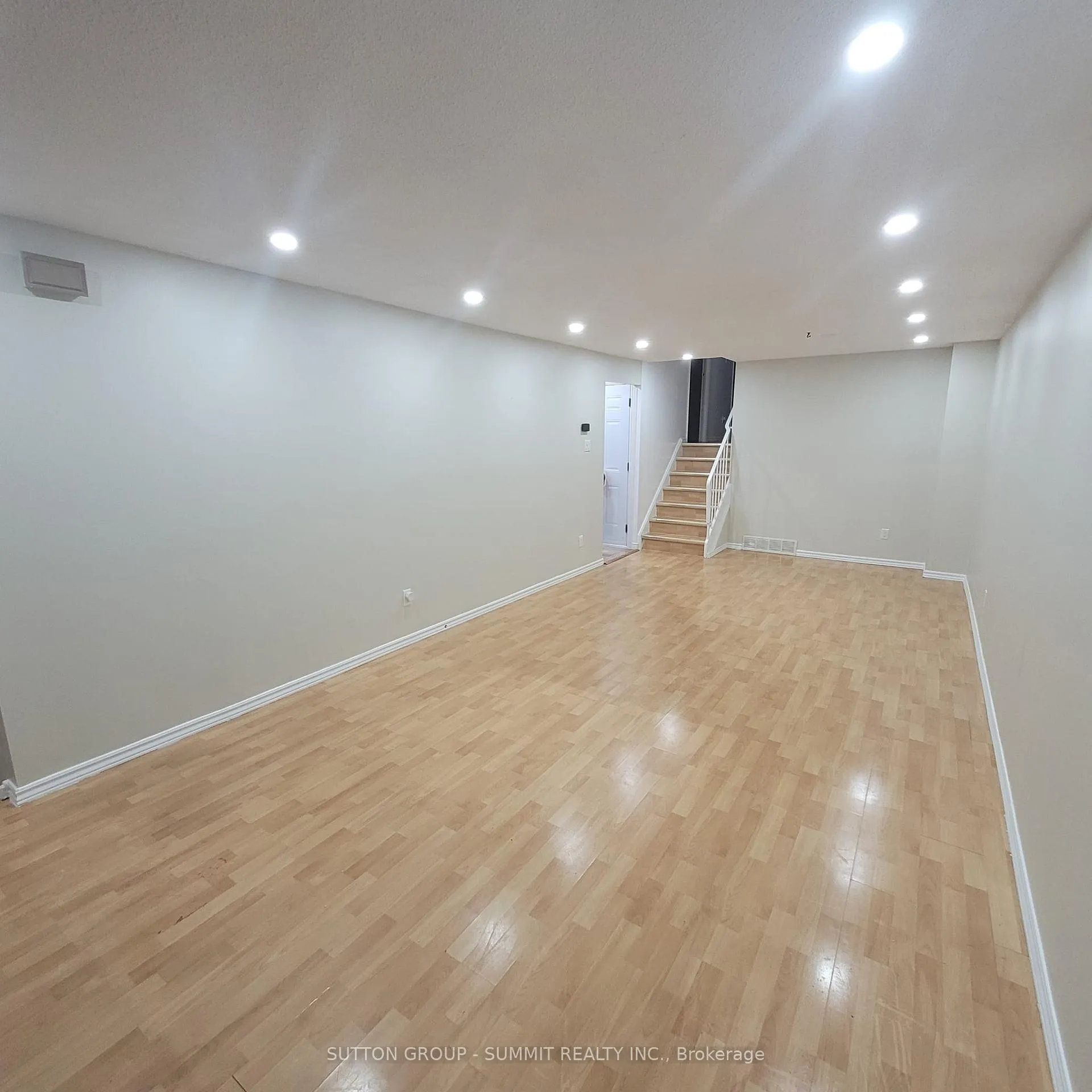Photo 6 of 65 Northview Heights Drive, Cambridge — HOMEH