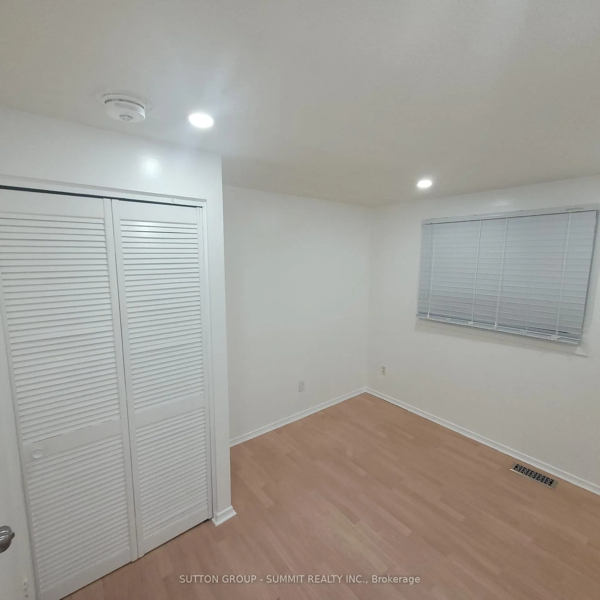 Photo 17 of 65 Northview Heights Drive, Cambridge — HOMEH