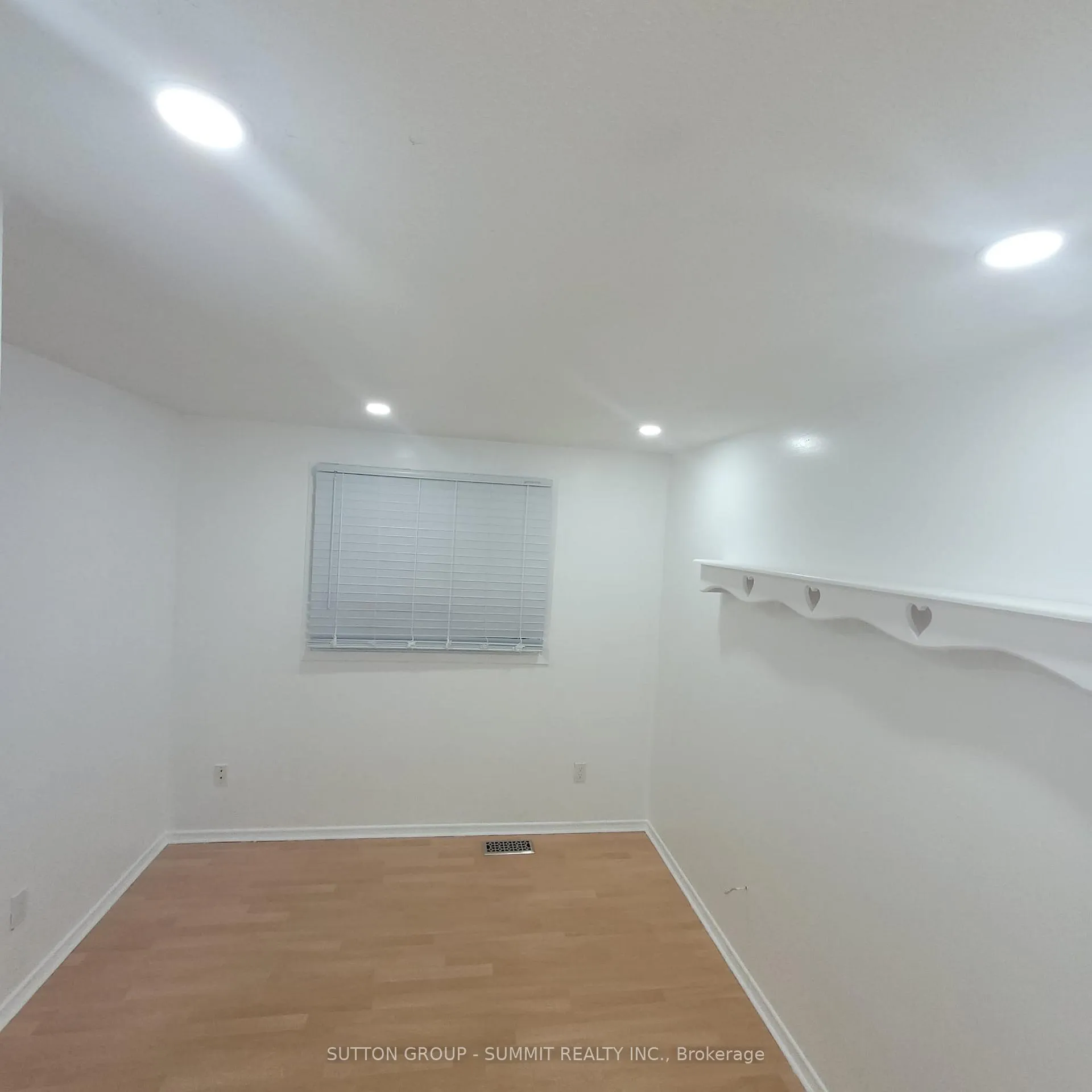 Photo 20 of 65 Northview Heights Drive, Cambridge — HOMEH