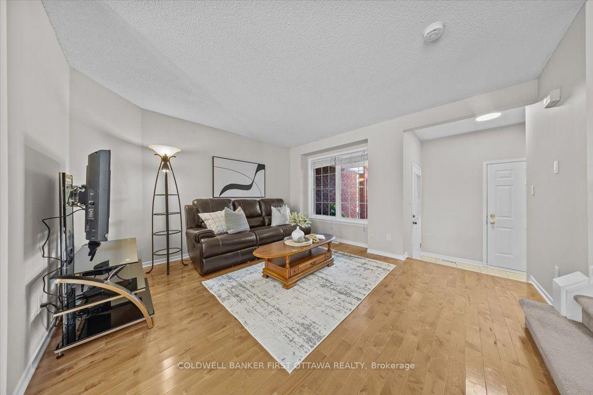 Photo 9 of 46 Margrave Avenue, Ottawa, Hunt Club Park/Greenboro — HOMEH