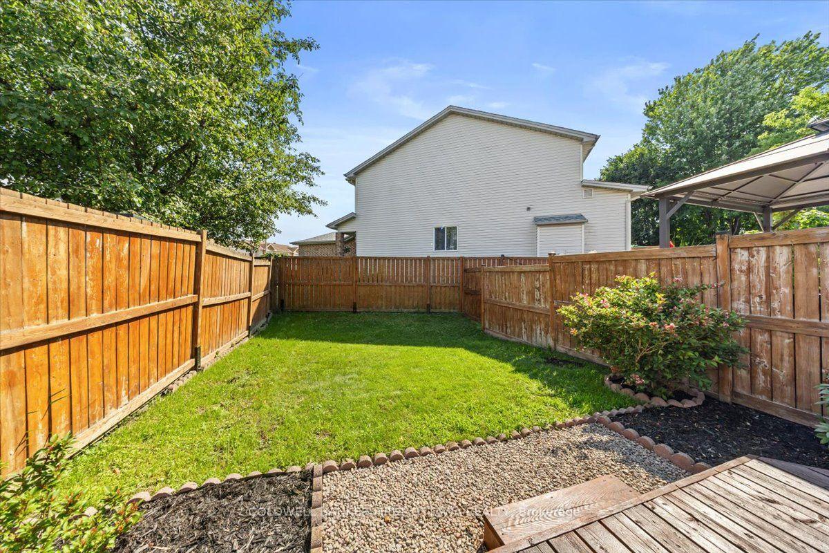 Photo 31 of 46 Margrave Avenue, Ottawa, Hunt Club Park/Greenboro — HOMEH