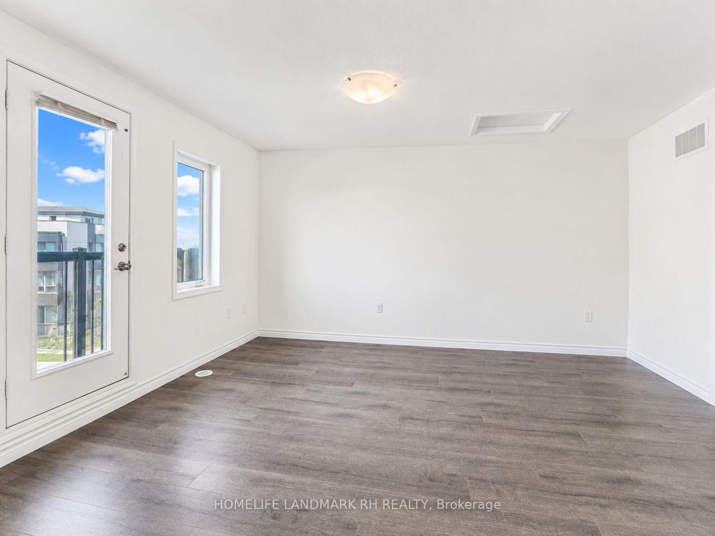 Photo 14 of 19 Edward Lennox Street, Markham, Cornell — HOMEH